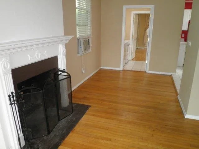 https://cdn.realtyfeed.com/cdn/0/240019065/ad1e09f5ede4bb3e864d61b186202865.webp