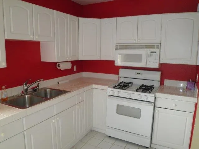 https://cdn.realtyfeed.com/cdn/0/240019065/dfe84917578c48a6a8258b9c10b00eb0.webp