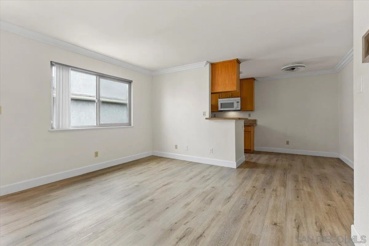 Photo #6: 240019088 Listing 