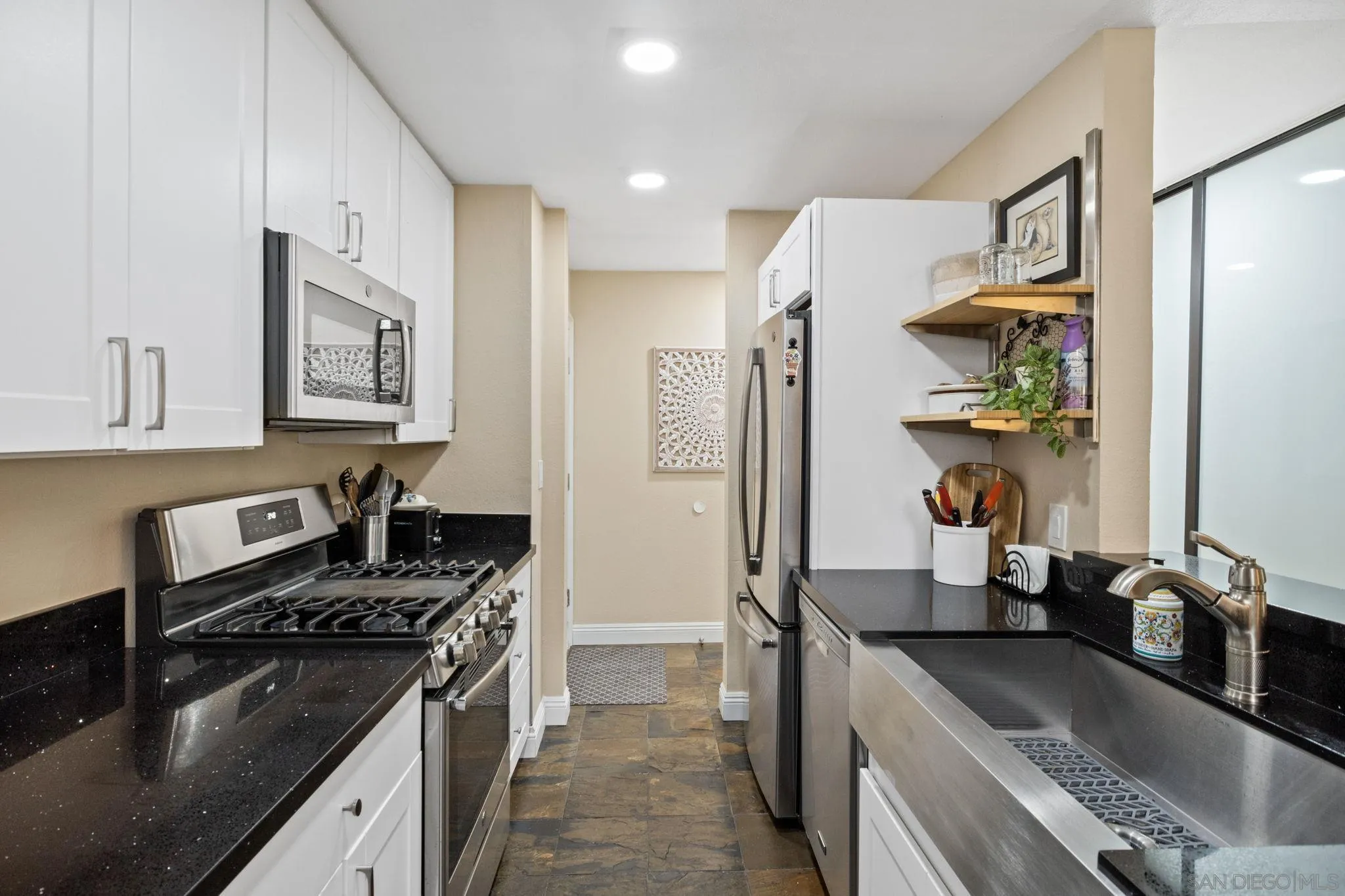 Photo #5: 240019181 Listing 