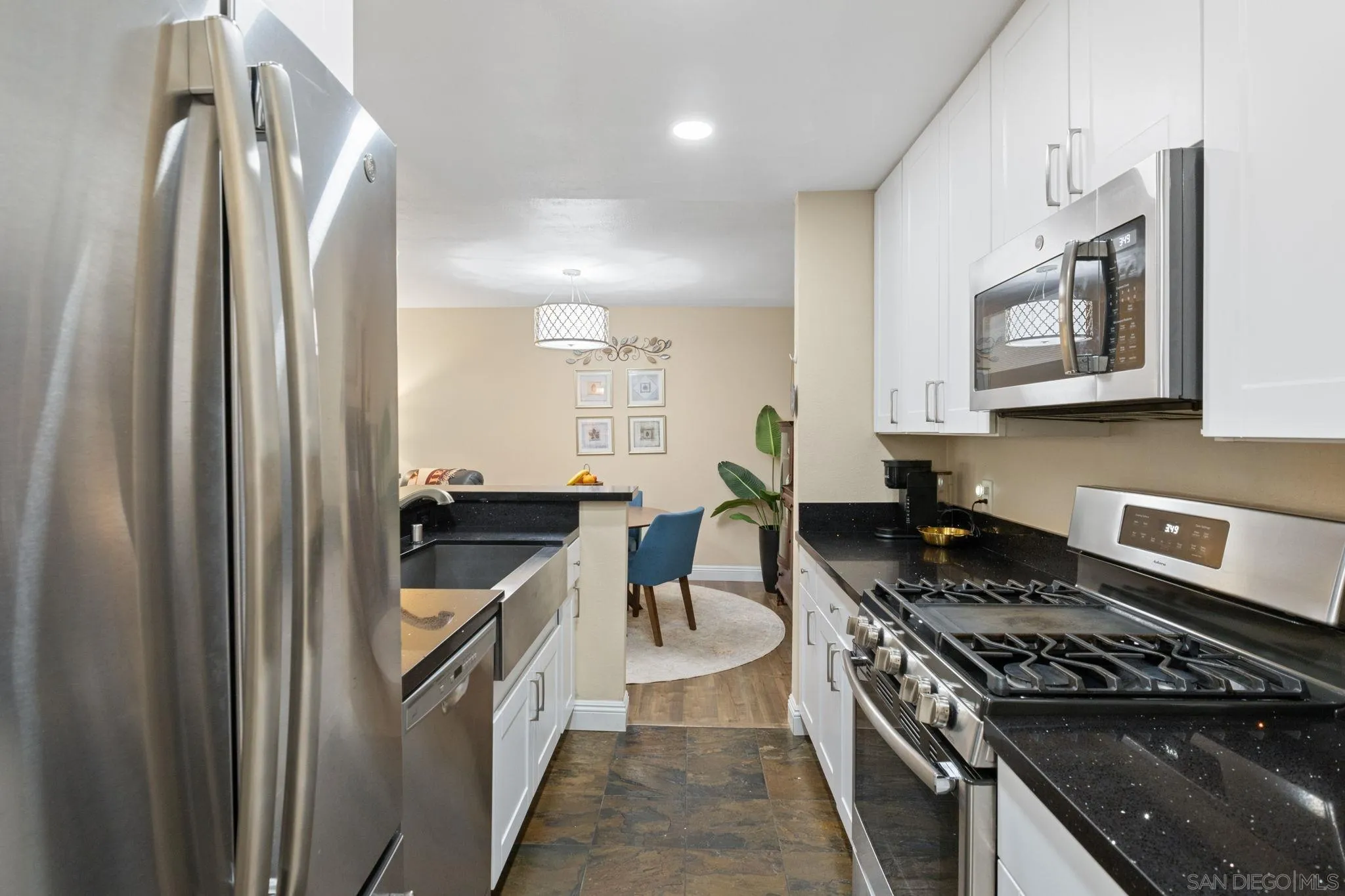 Photo #6: 240019181 Listing 
