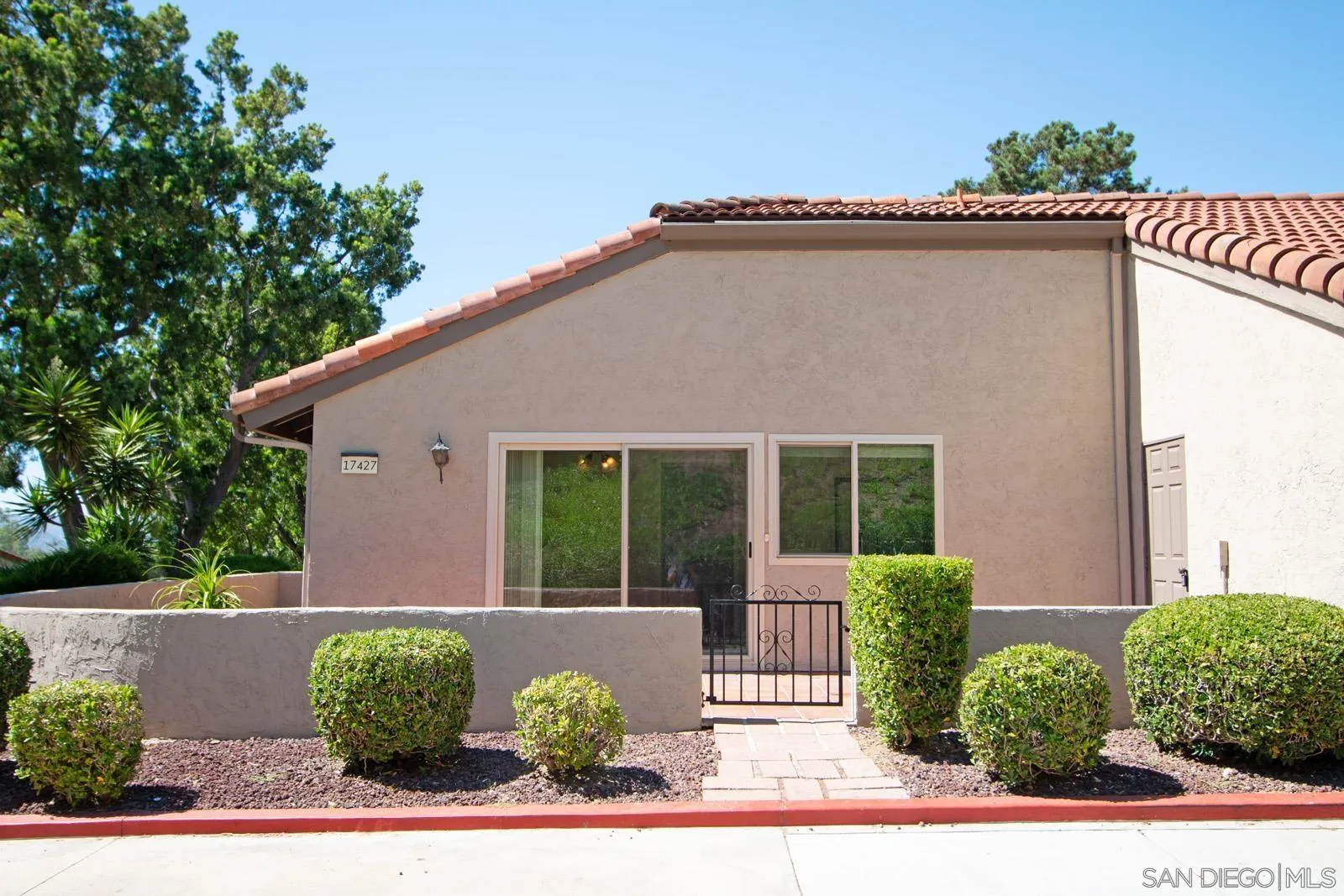 Photo #6: 240019272 Listing 