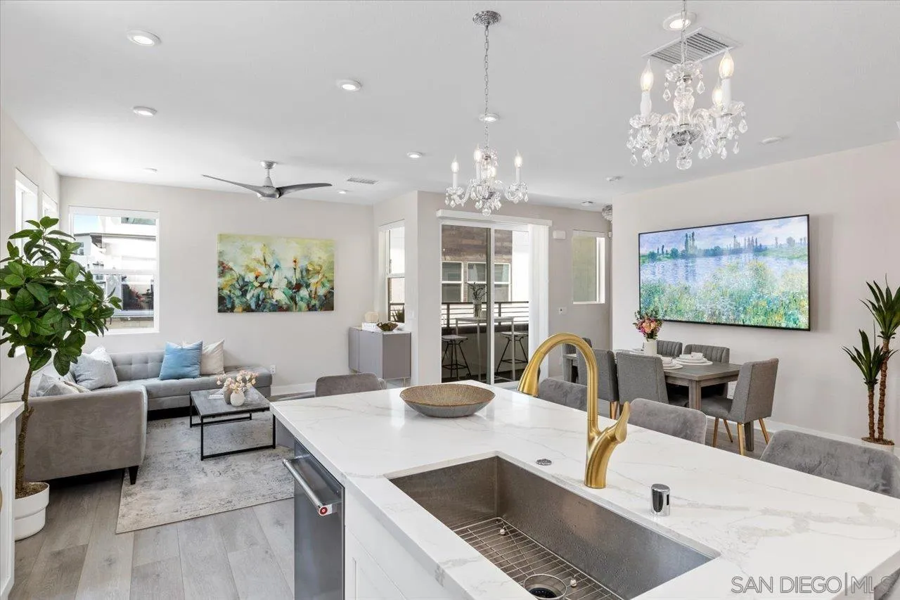 Photo #4: 240019376 Listing 