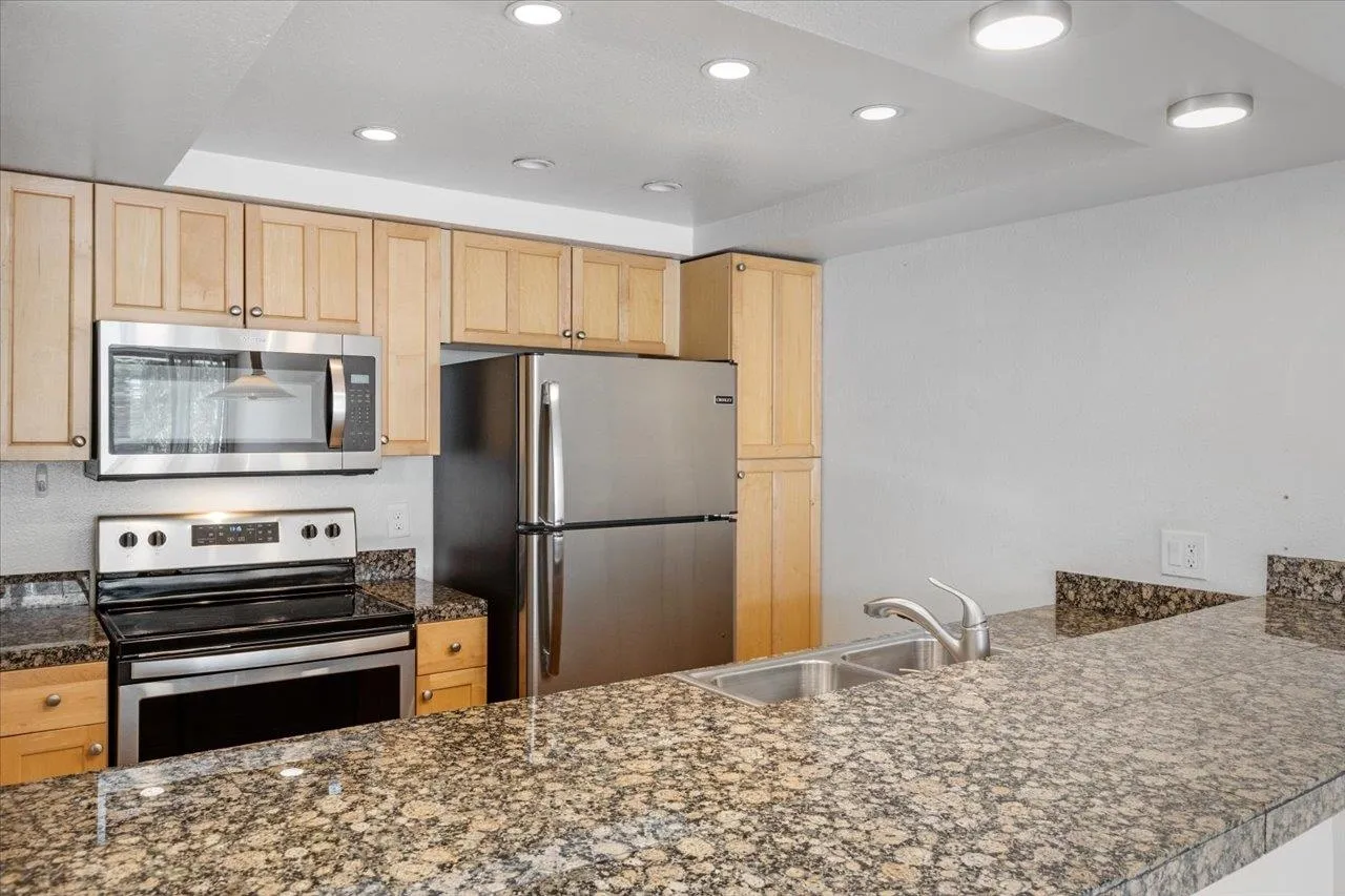 Photo #5: 240019411 Listing 