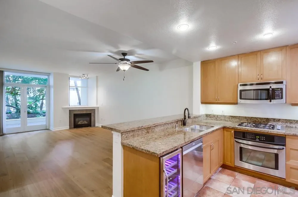 Photo #2: 240019550 Listing 