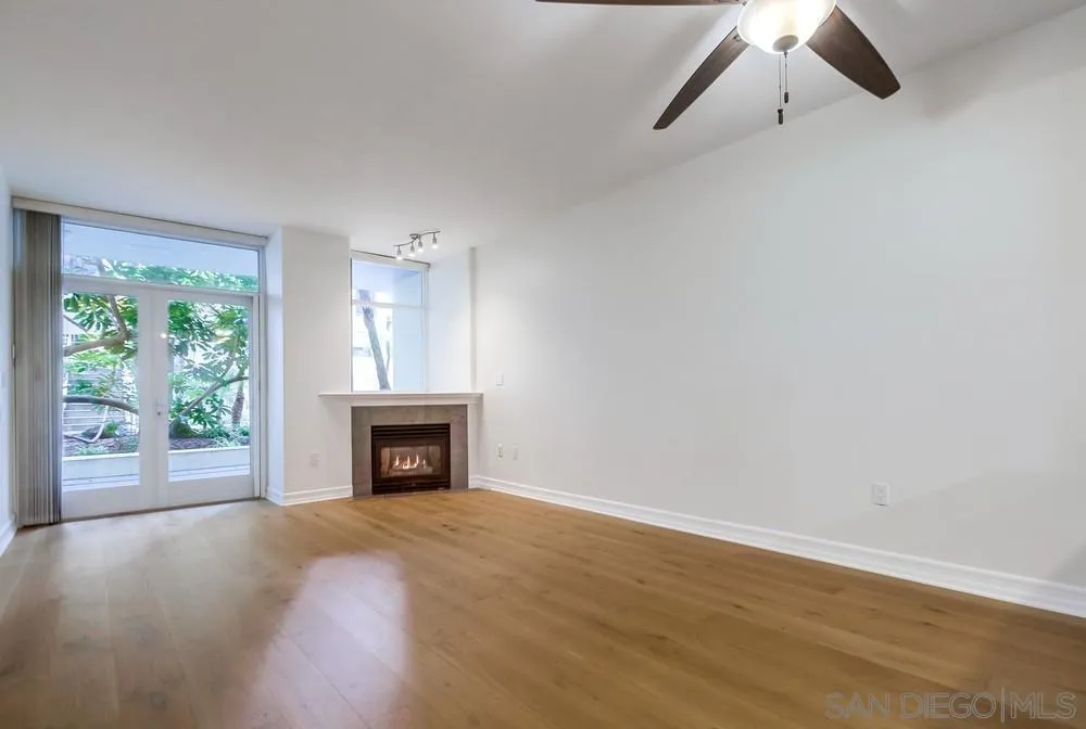 Photo #5: 240019550 Listing 