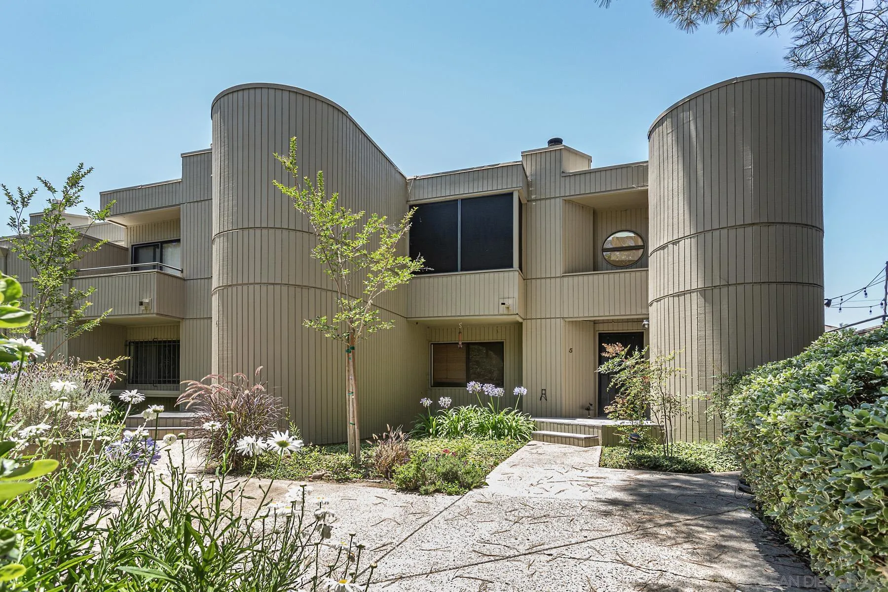 More Details about MLS # 240019654 : 3540 ALABAMA STREET UNIT 5