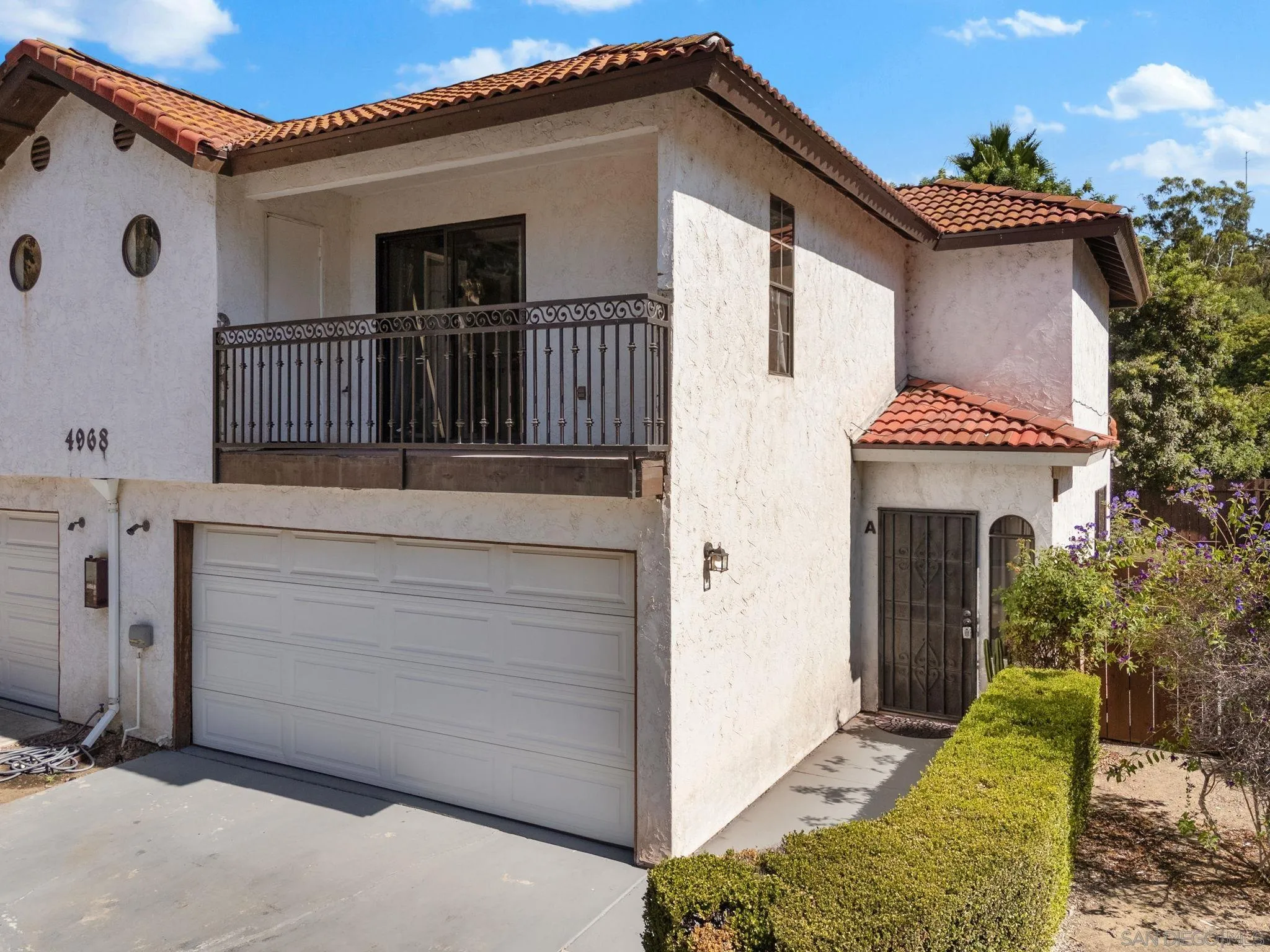 Photo #2: 240019766 Listing 