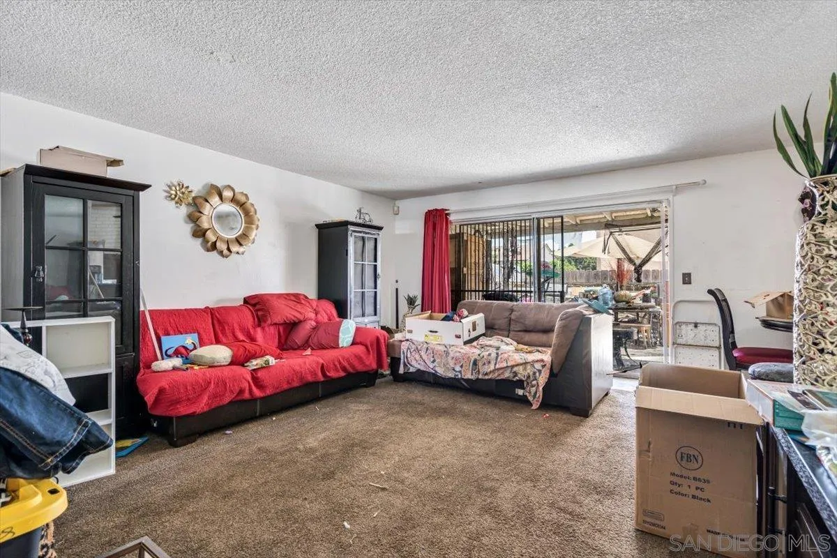 Photo #6: 240019835 Listing 