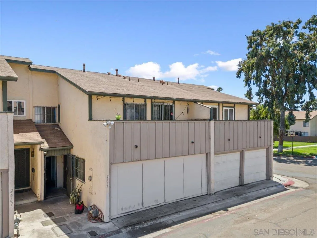 Photo #3: 240019835 Listing 