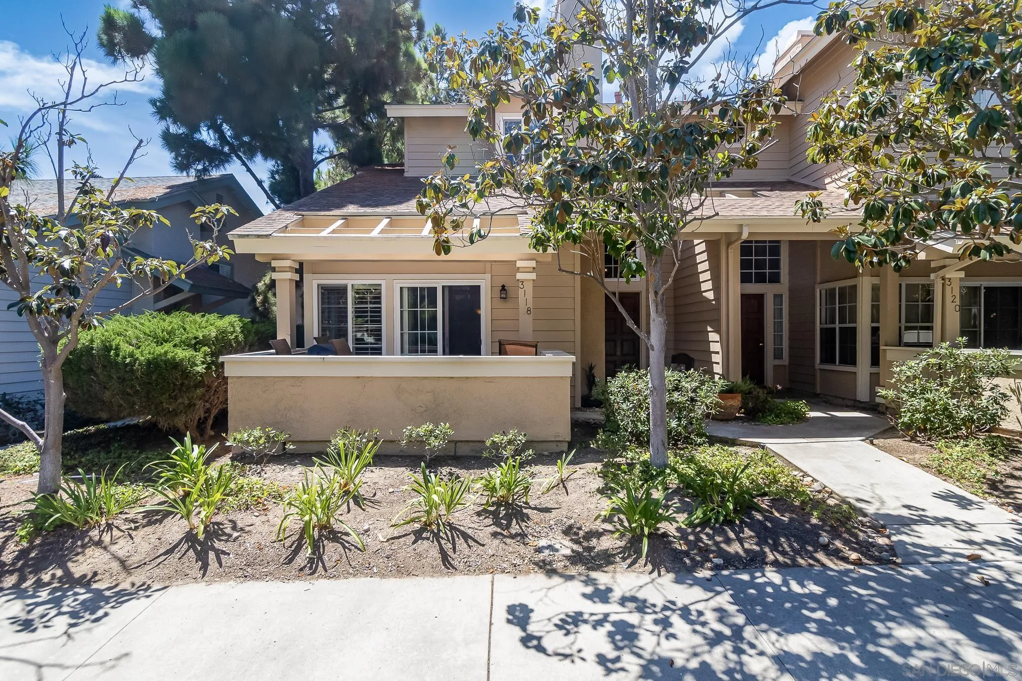 Photo #3: 240020088 Listing 