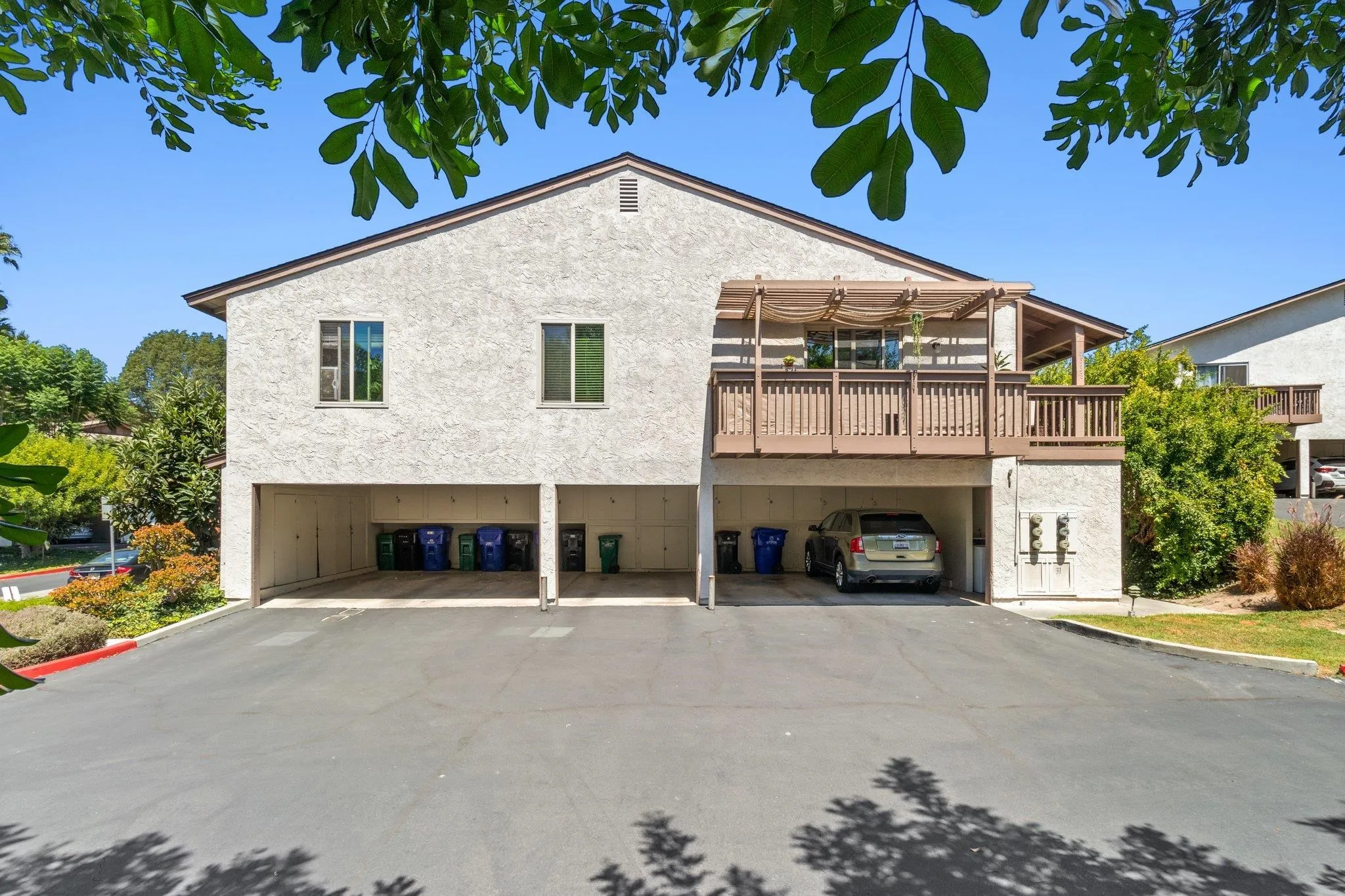 Photo #4: 240020192 Listing 