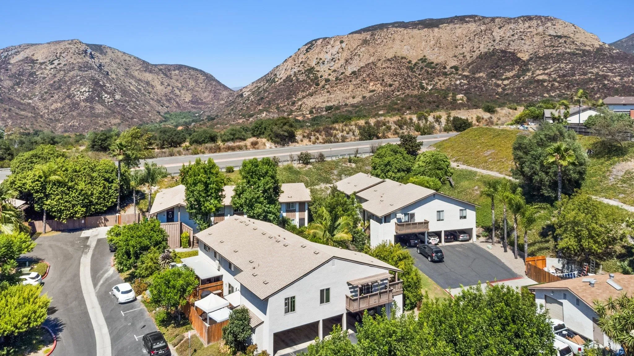 Photo #6: 240020192 Listing 