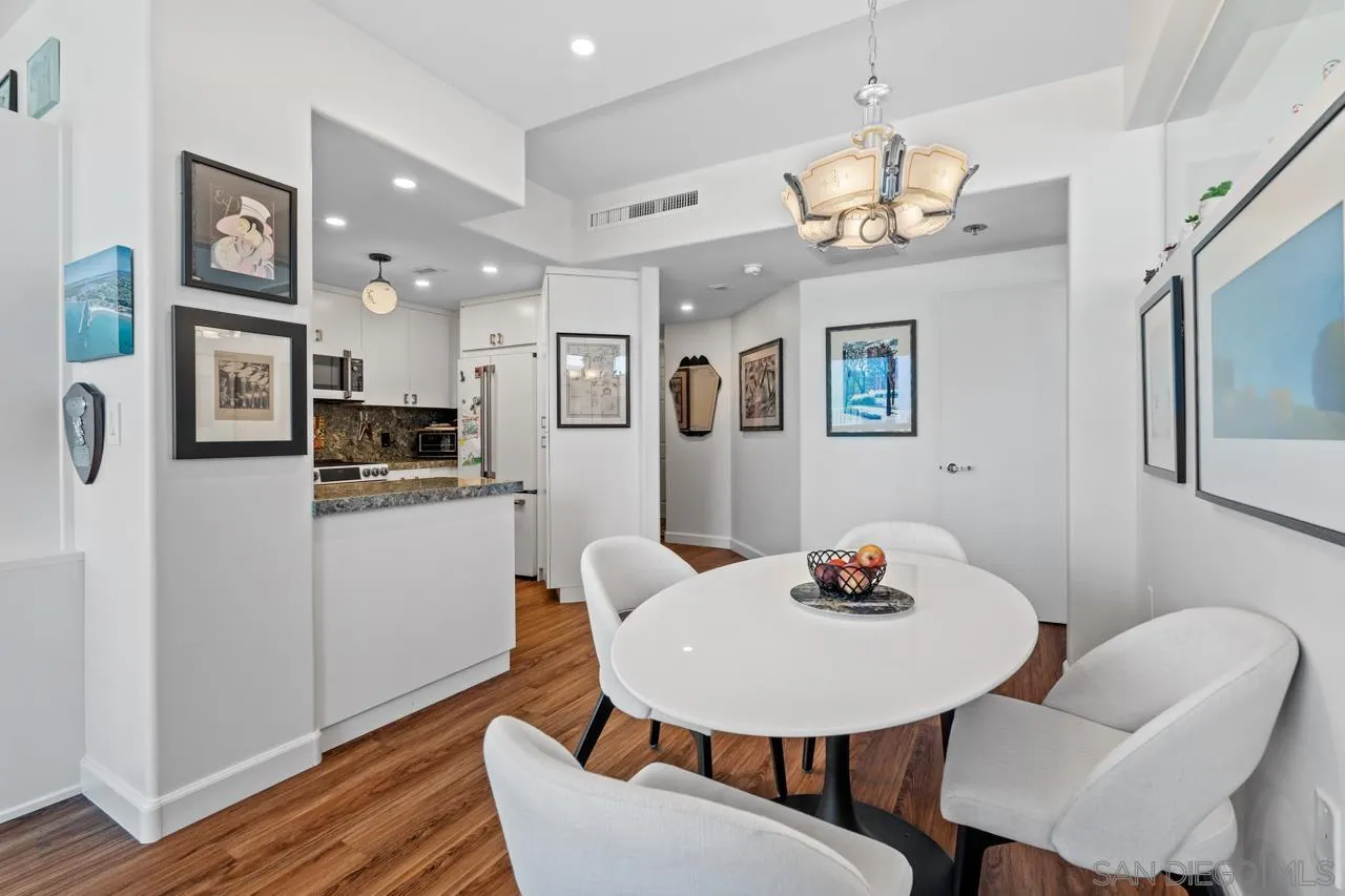 Photo #4: 240020242 Listing 