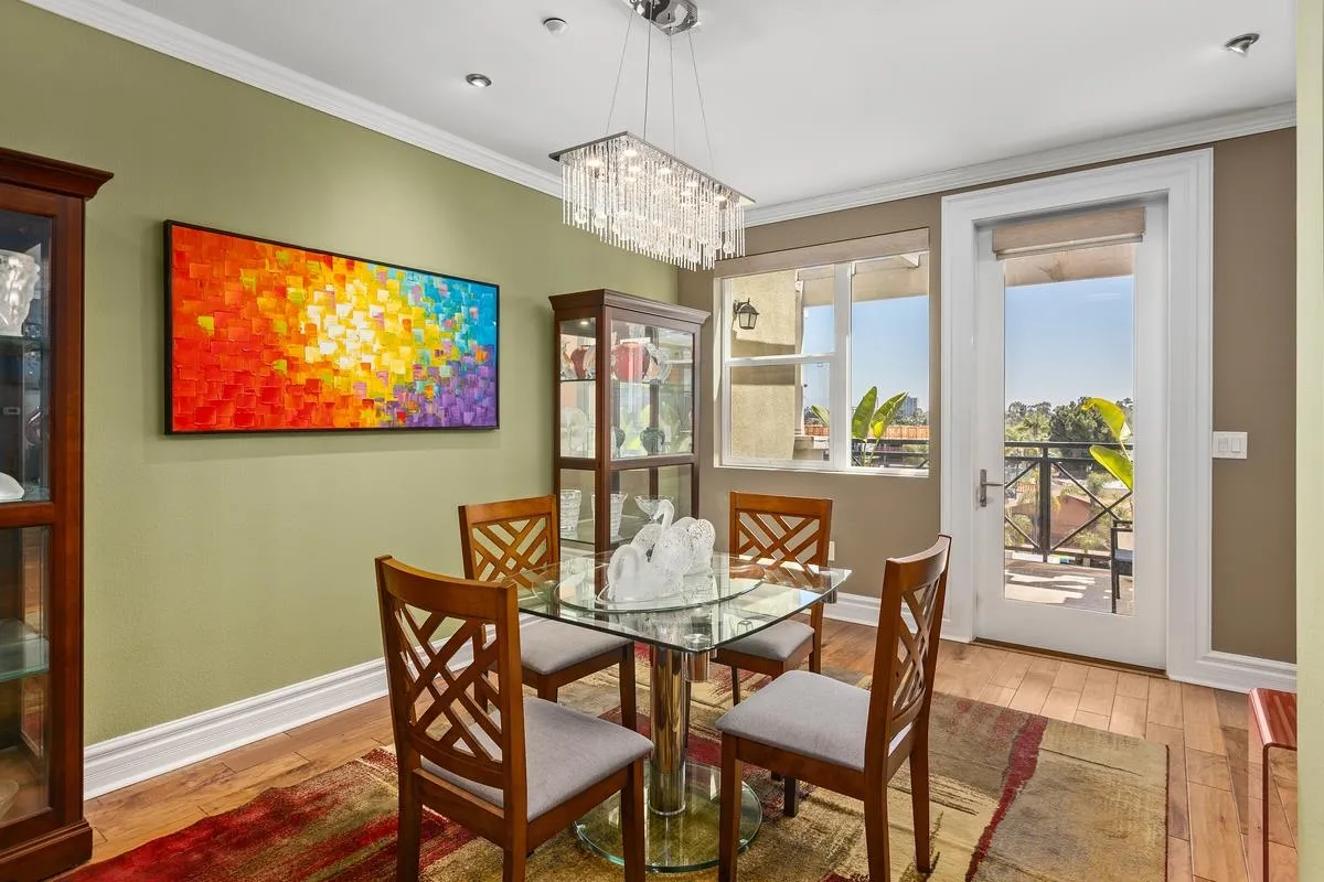 Photo #5: 240020456 Listing 