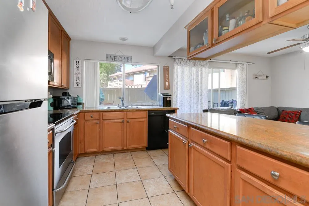 Photo #6: 240020610 Listing 