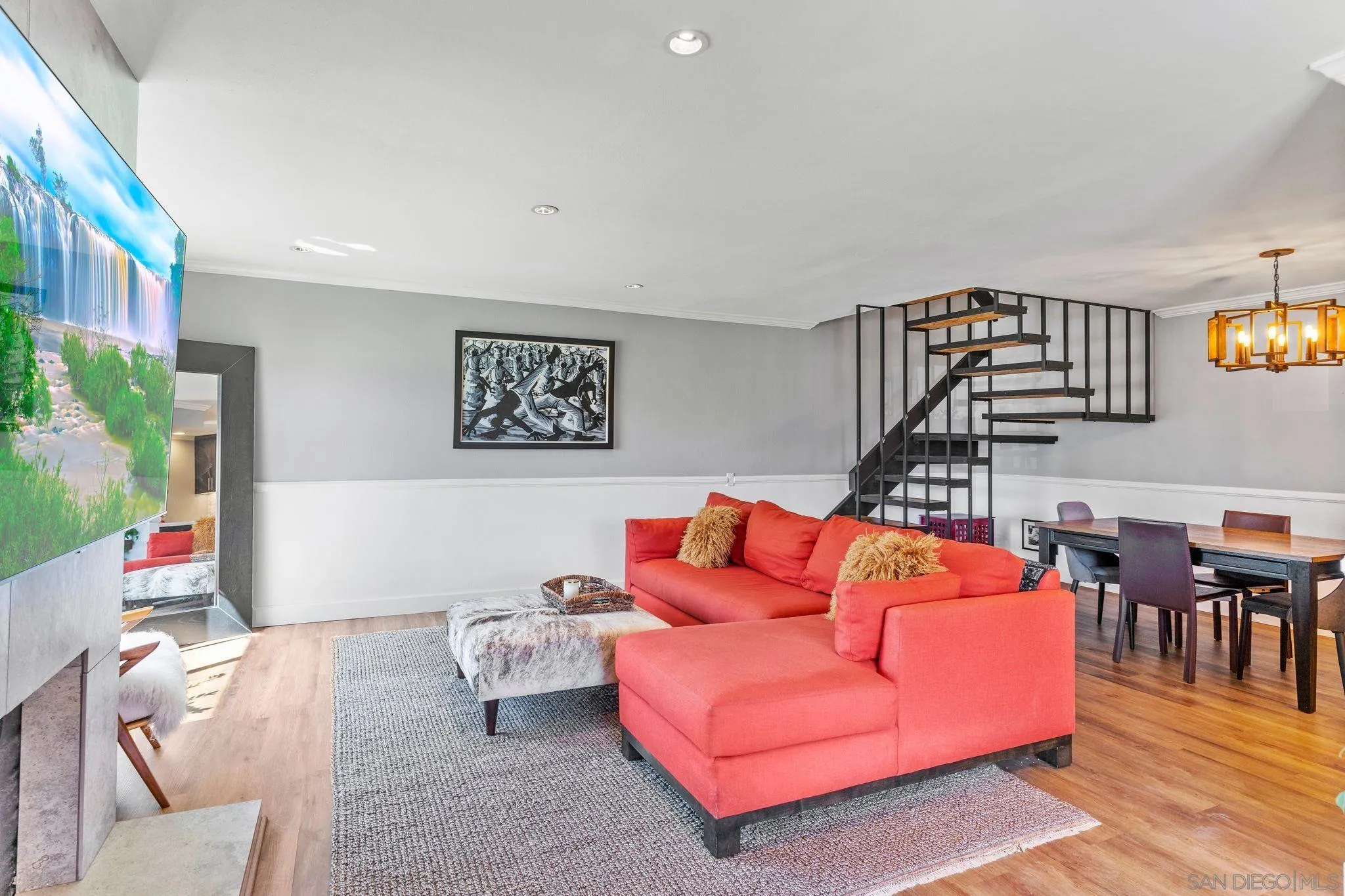 Photo #5: 240020624 Listing 