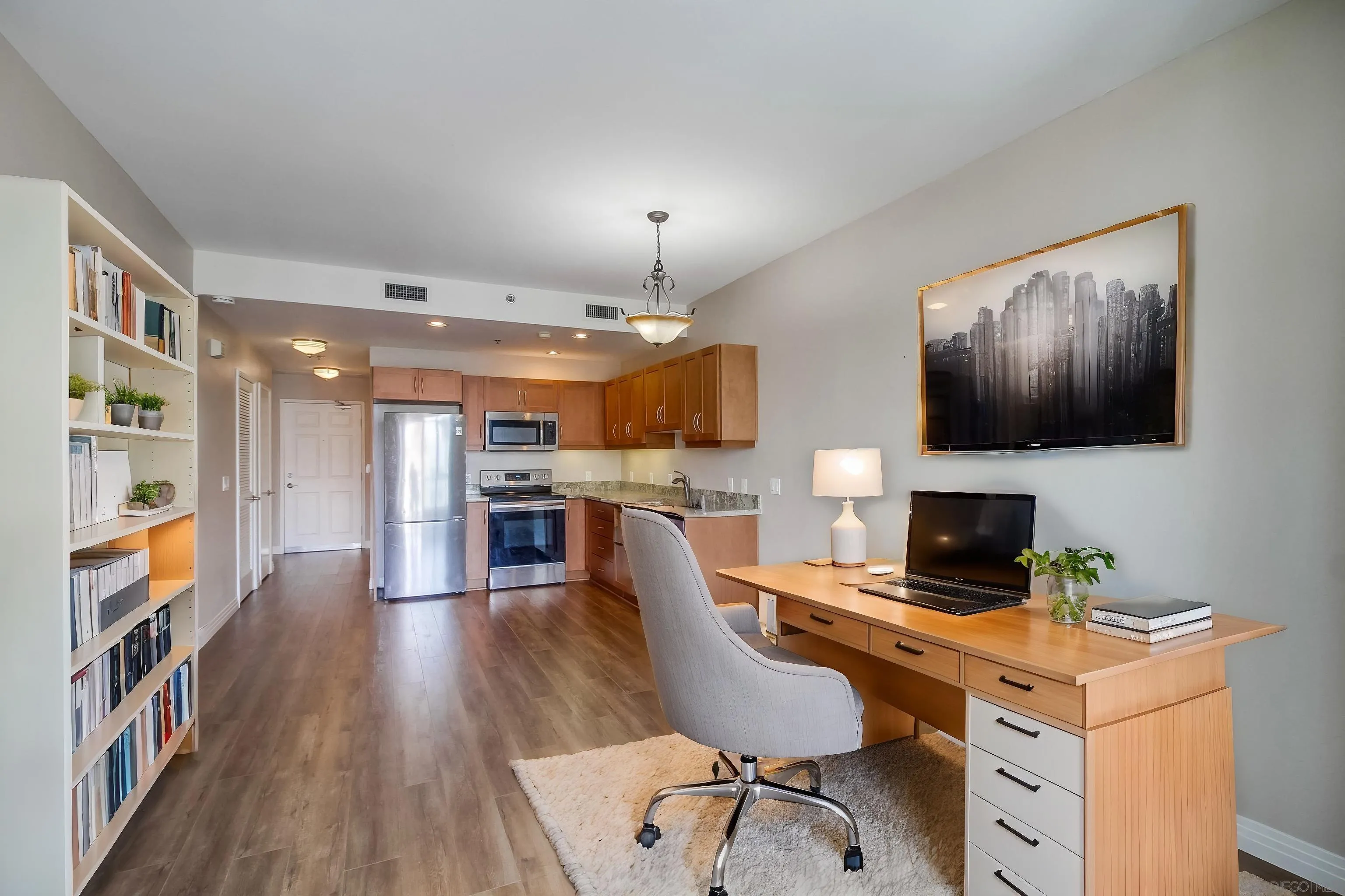 Photo #3: 240020784 Listing 