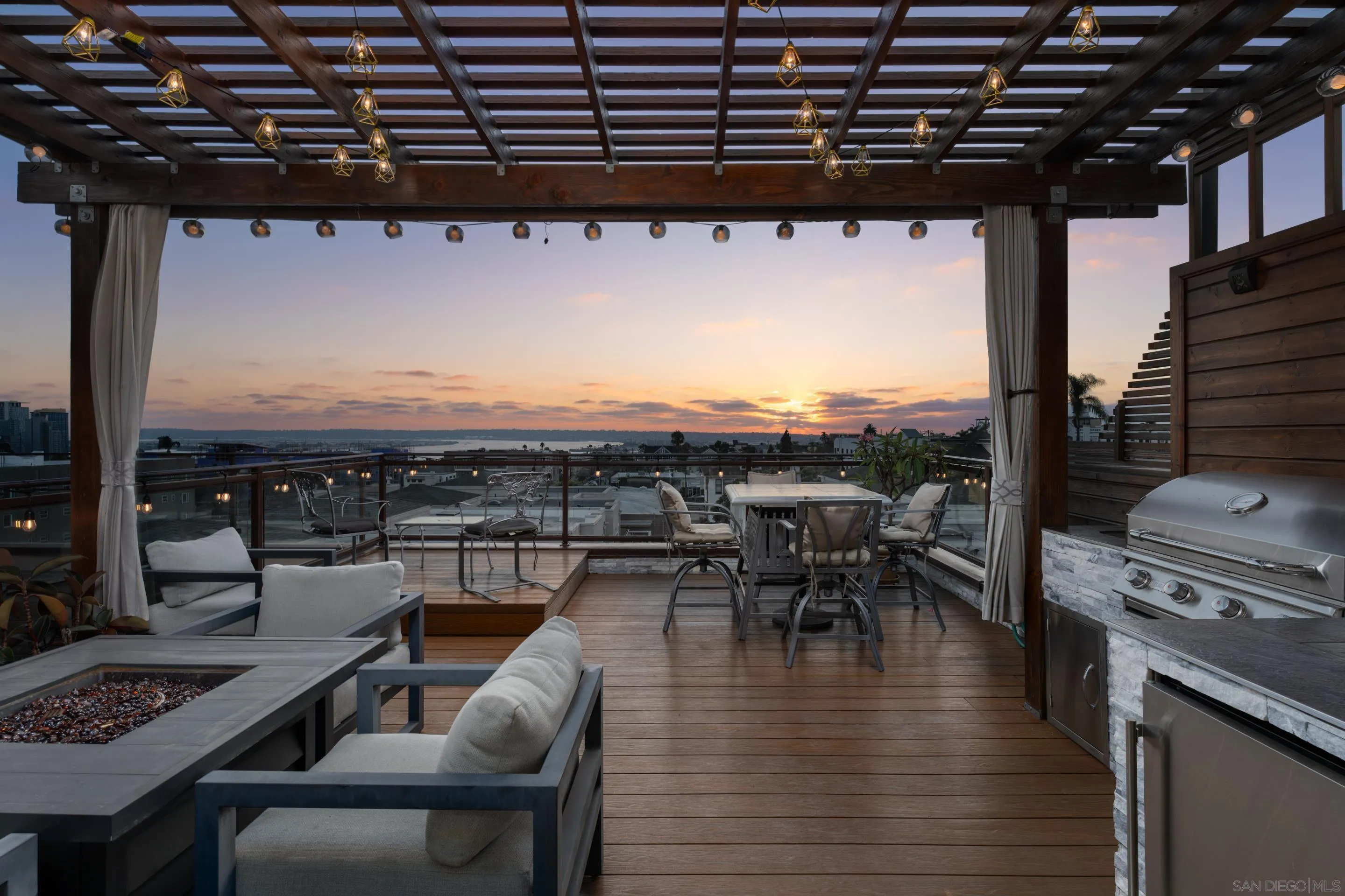 More Details about MLS # 240020810 : 2222 6TH AVE.