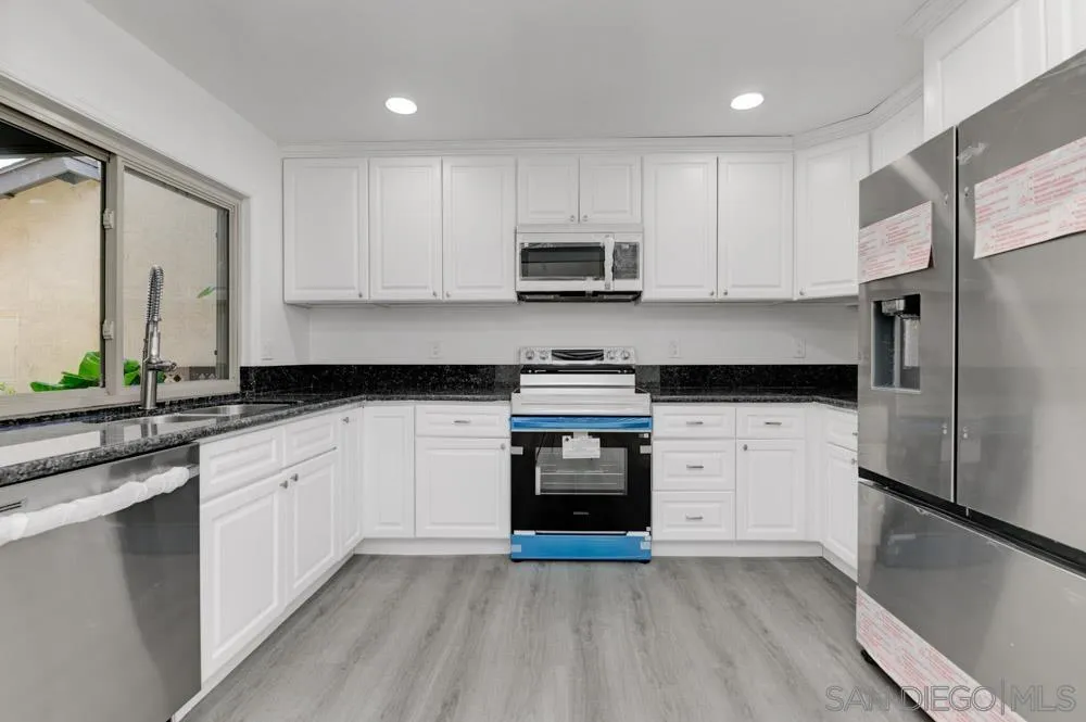 Photo #6: 240020852 Listing 