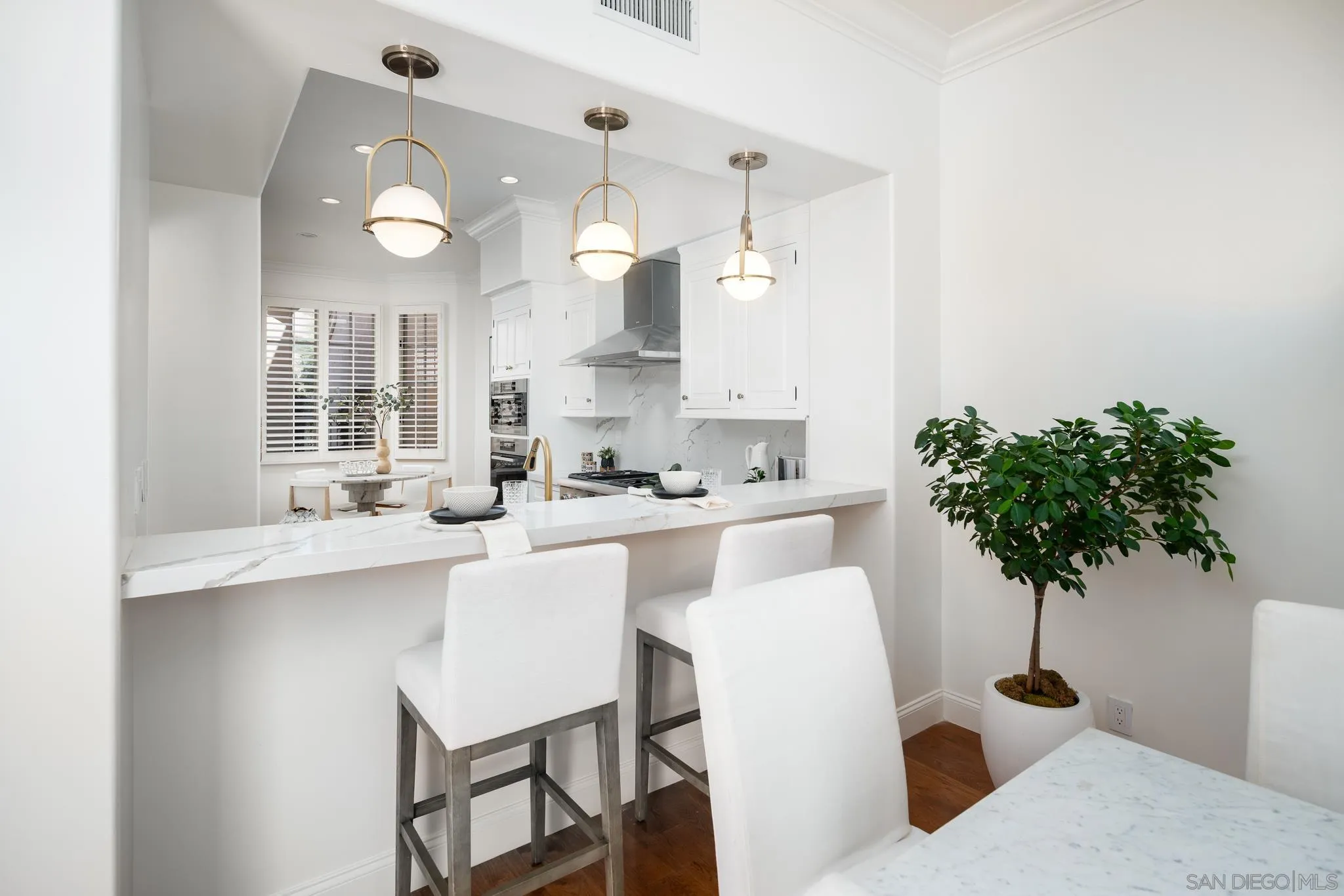 https://cdn.realtyfeed.com/cdn/0/240021010/b8bc524e255e258bb6929cc780f21916.webp