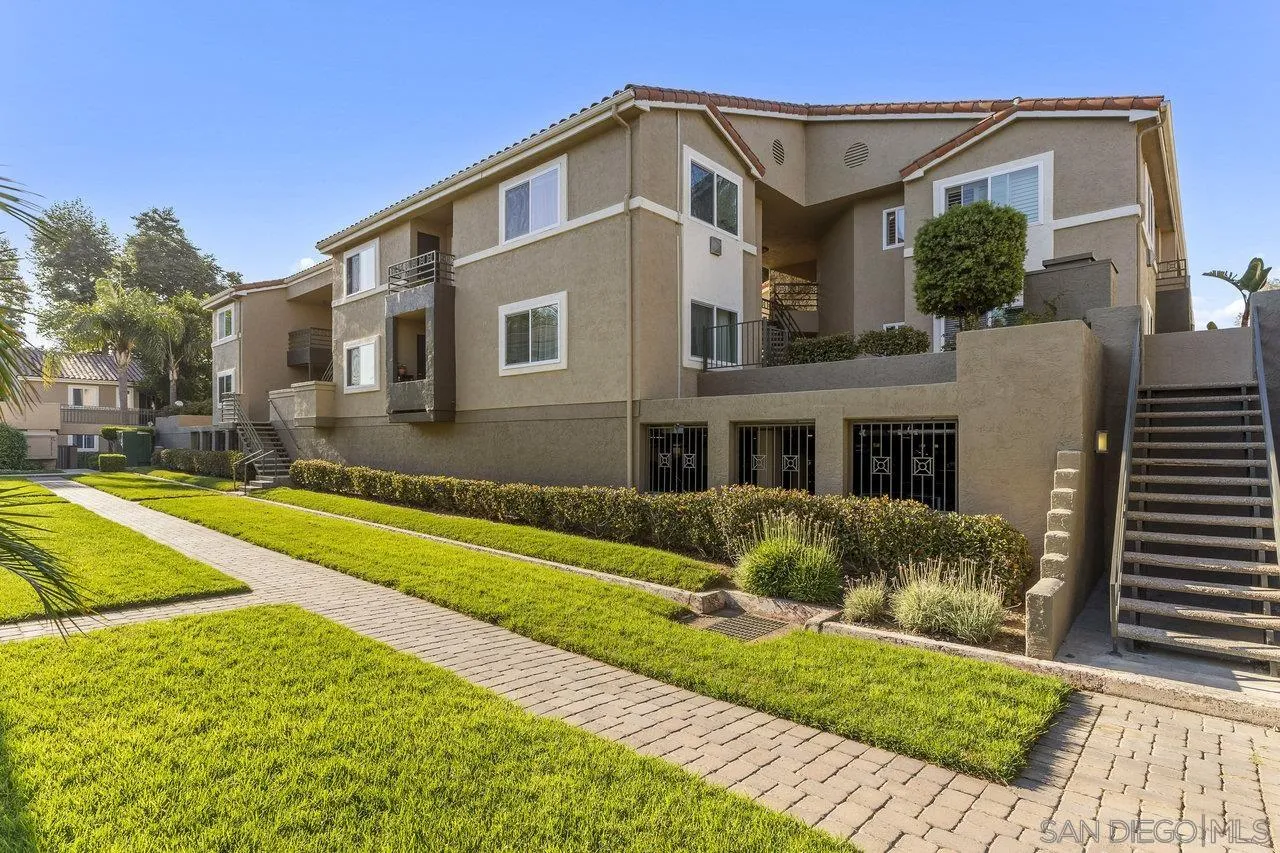 Photo #3: 240021100 Listing 