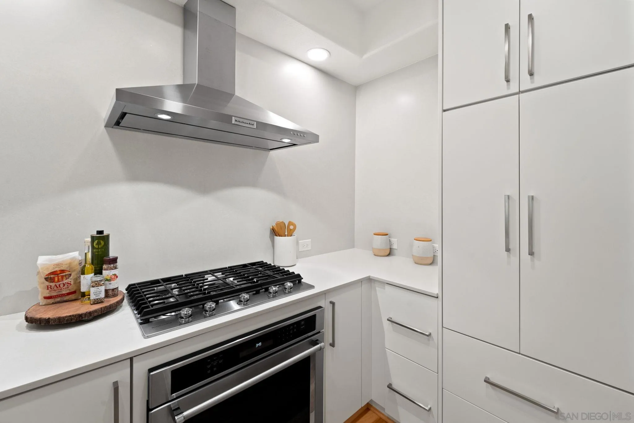 Photo #5: 240021268 Listing 