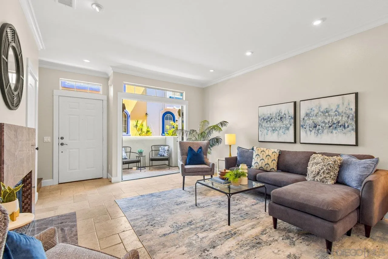 More Details about MLS # 240021626 : 1435 ROBINSON AVE