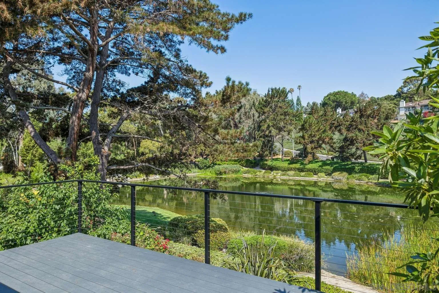 Photo #2: 240021660 Listing 