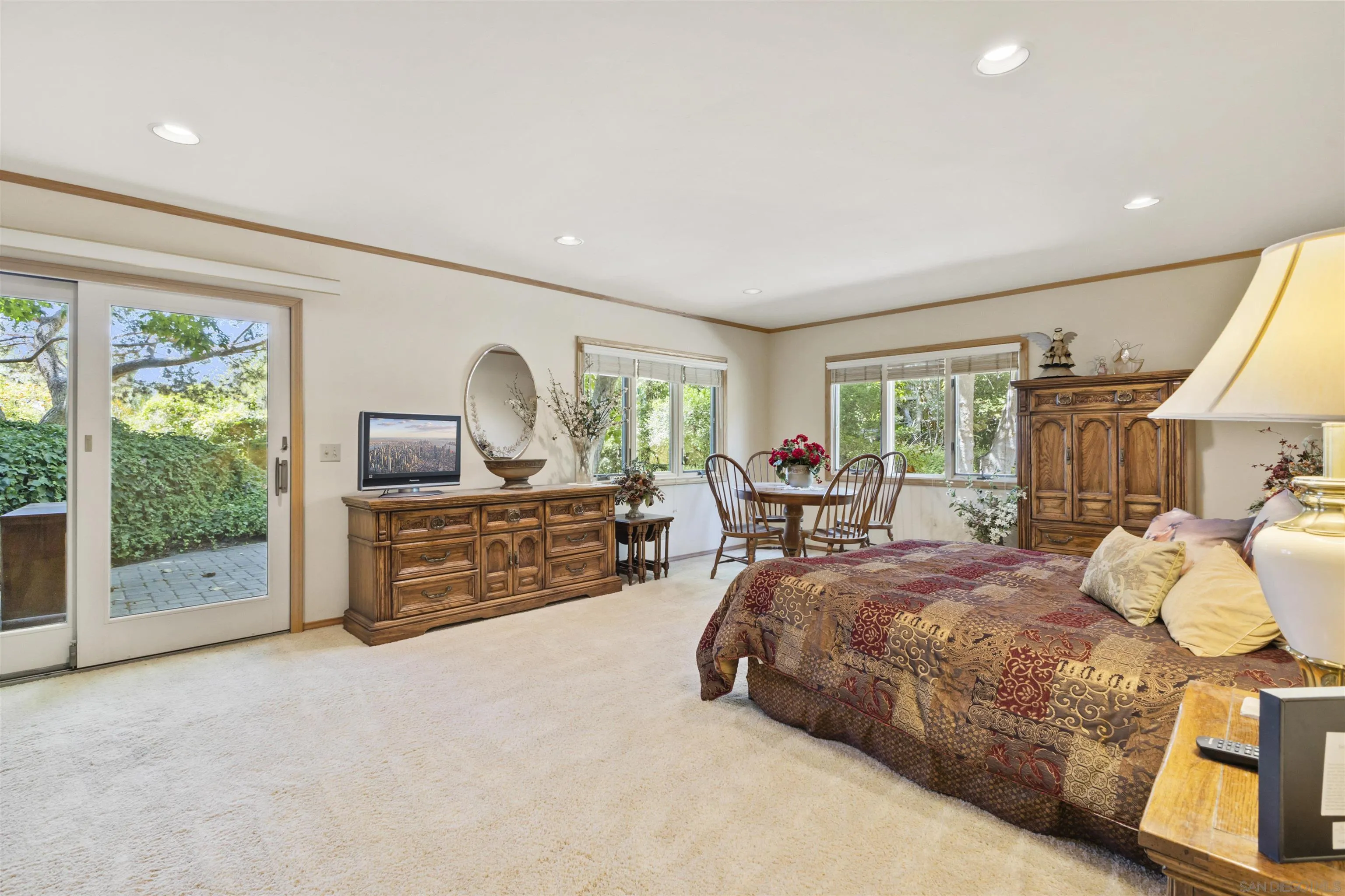 https://cdn.realtyfeed.com/cdn/0/240021705/b928048d1205f55caf557f69ad372706.webp