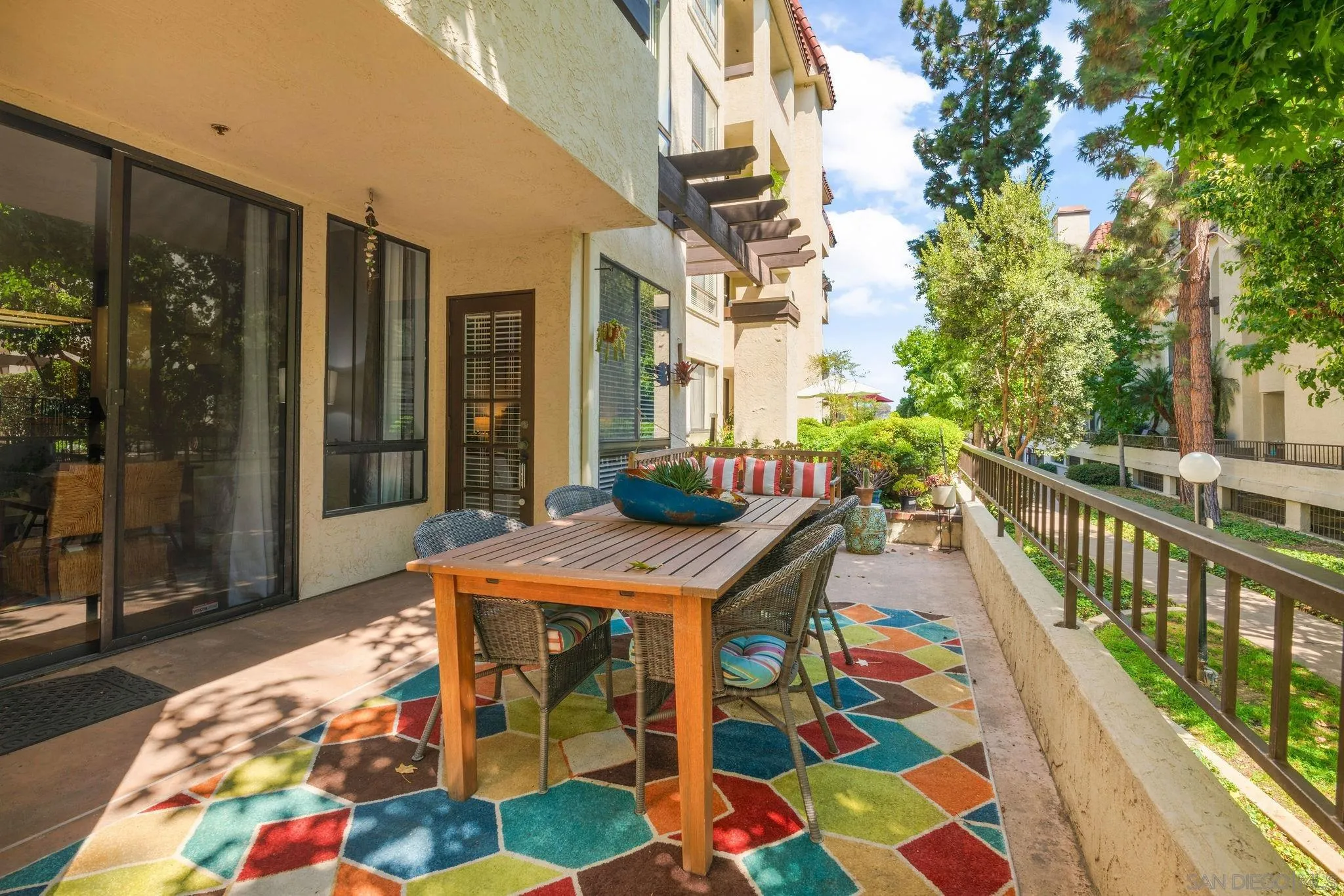 Photo #6: 240021924 Listing 