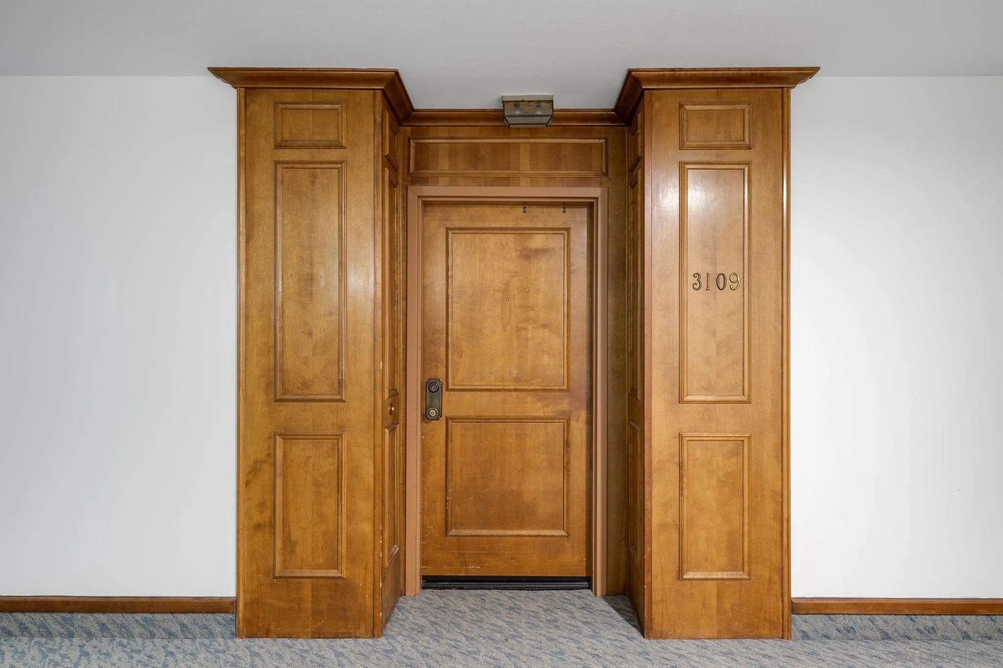 Photo #2: 240021924 Listing 