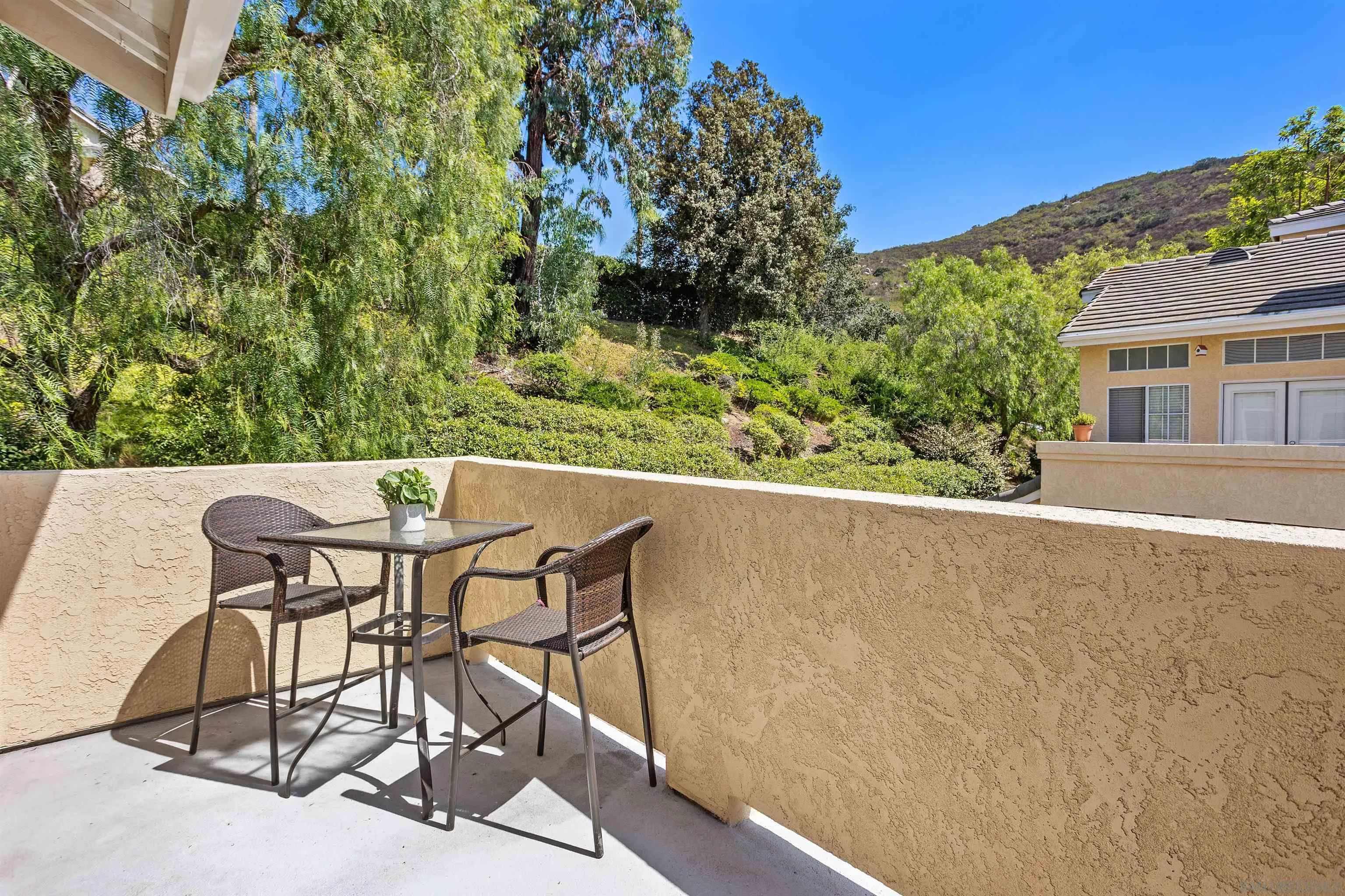 Photo #6: 240021964 Listing 