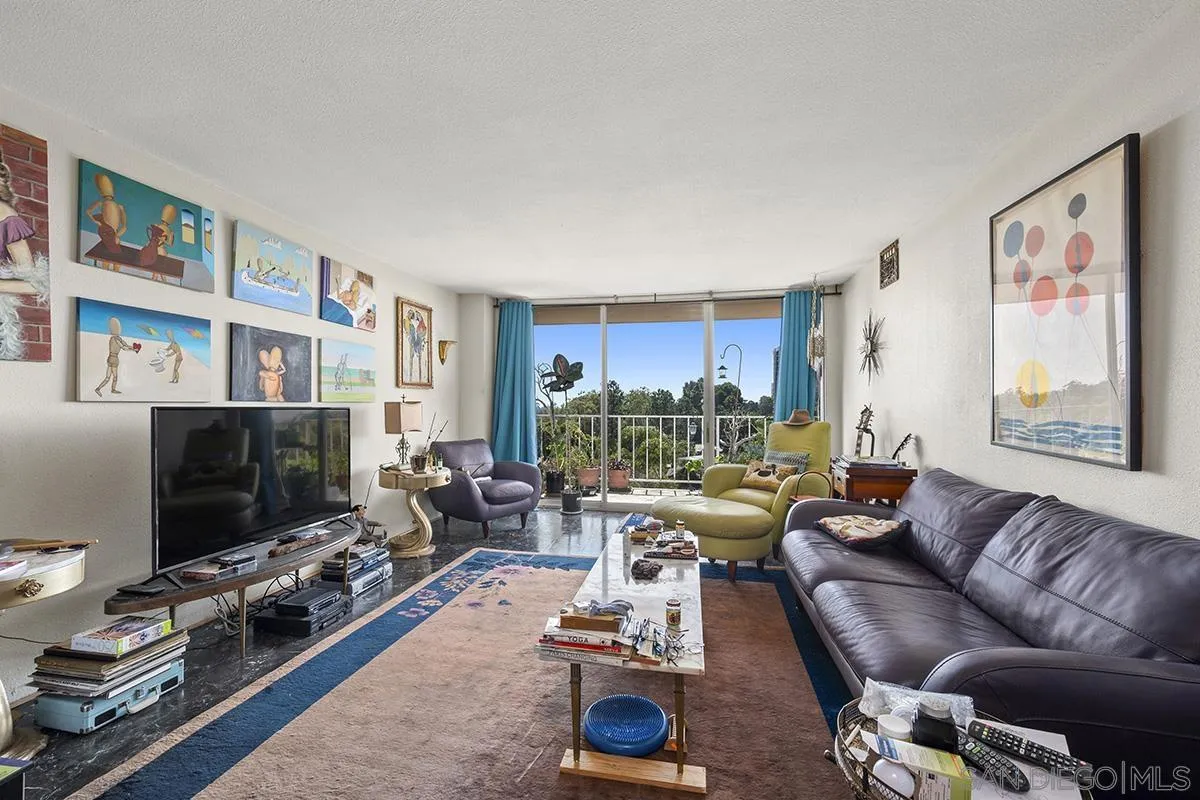 Photo #5: 240021966 Listing 