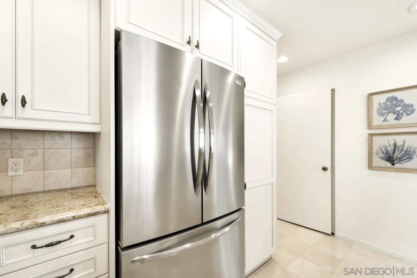 Photo #6: 240022129 Listing 