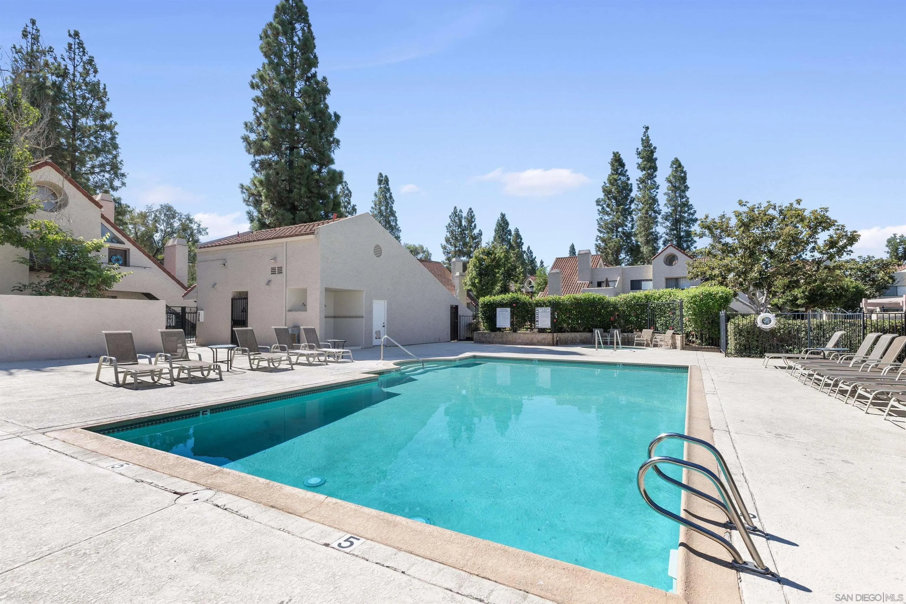 https://cdn.realtyfeed.com/cdn/0/240022167/2a5dab4b212be92023fe2e2eda31fece.webp