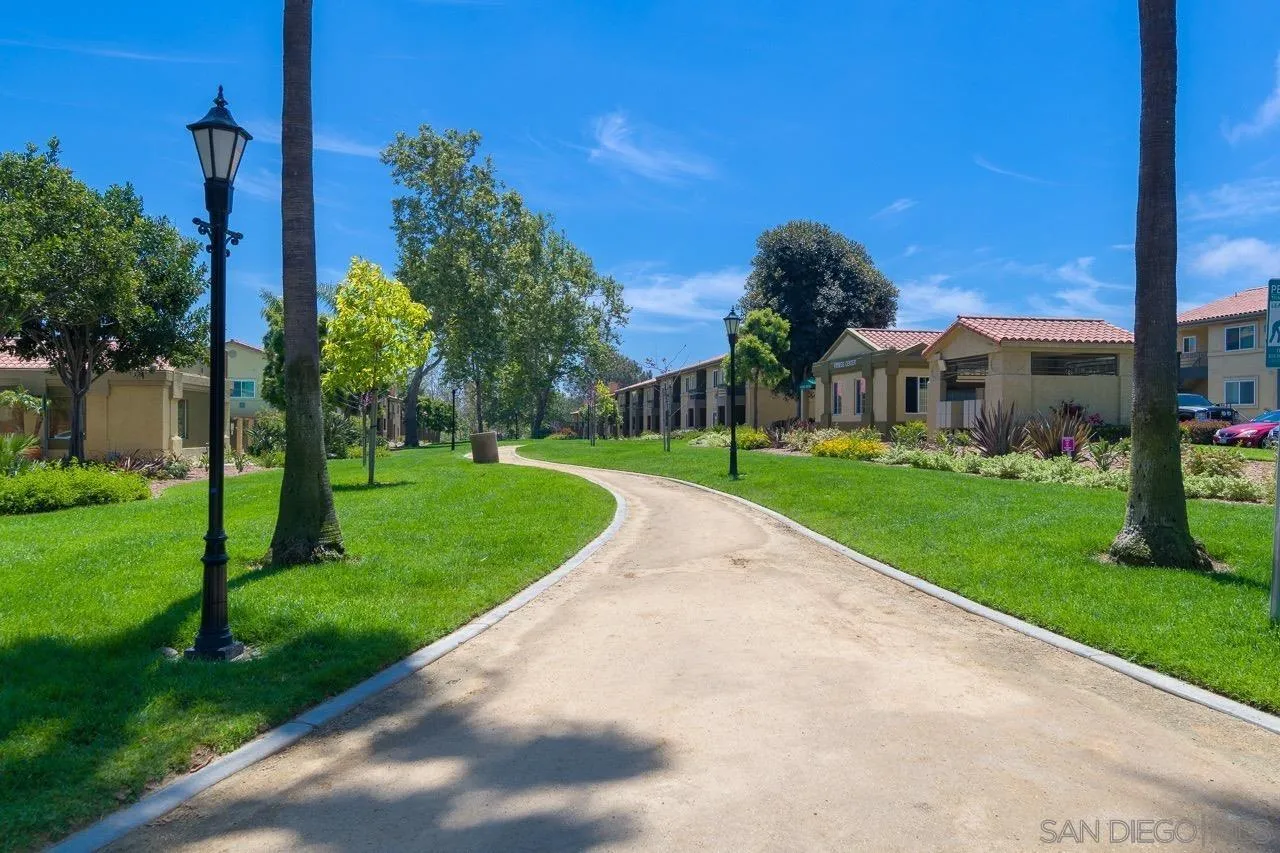 Photo #2: 240022293 Listing 