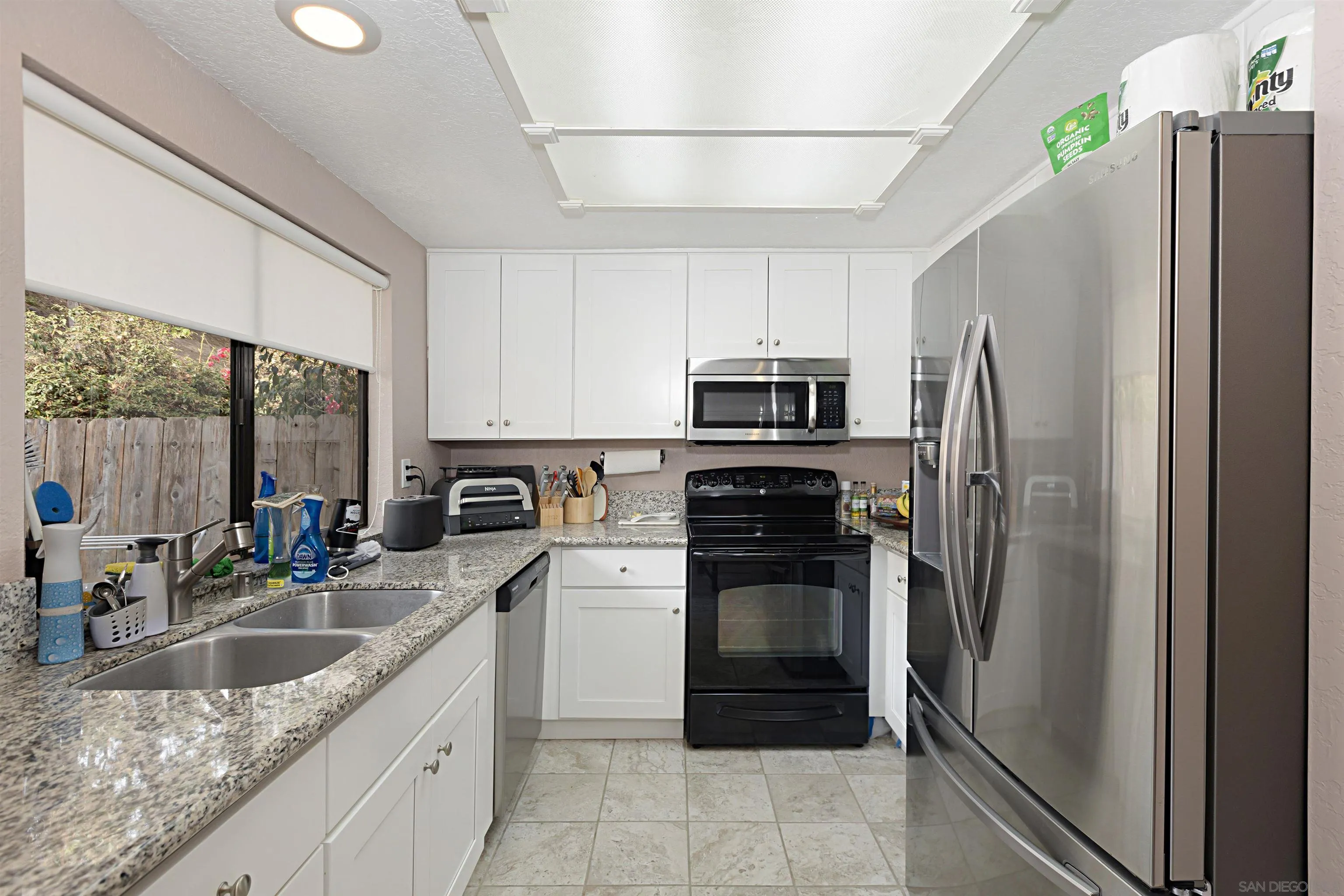 Photo #5: 240022336 Listing 