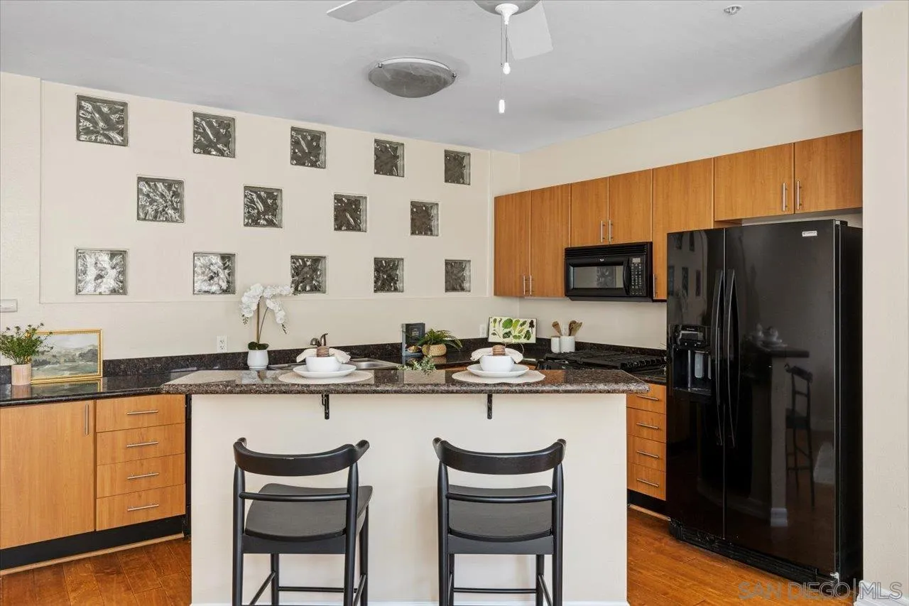 Photo #5: 240022847 Listing 
