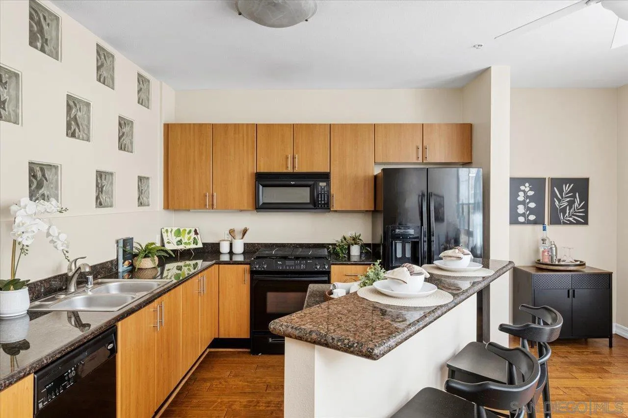 Photo #6: 240022847 Listing 