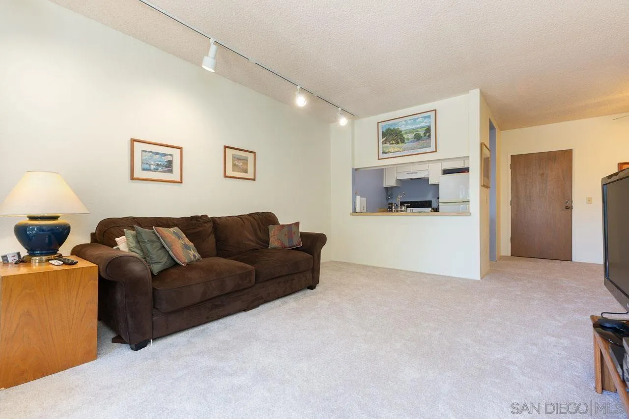 More Details about MLS # 240023359 : 7865 GOLFCREST DRIVE UNIT 12