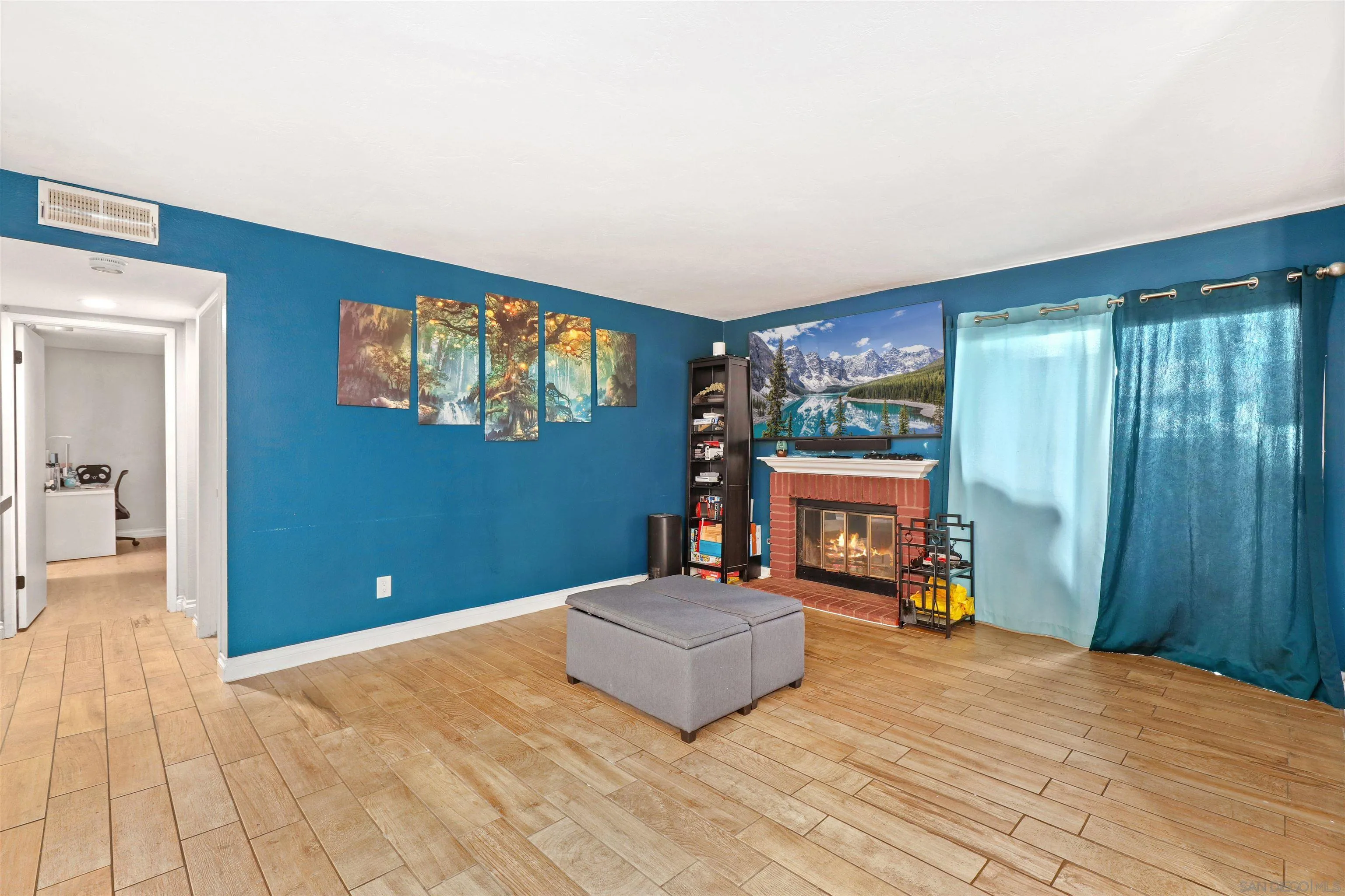 Photo #4: 240023629 Listing 