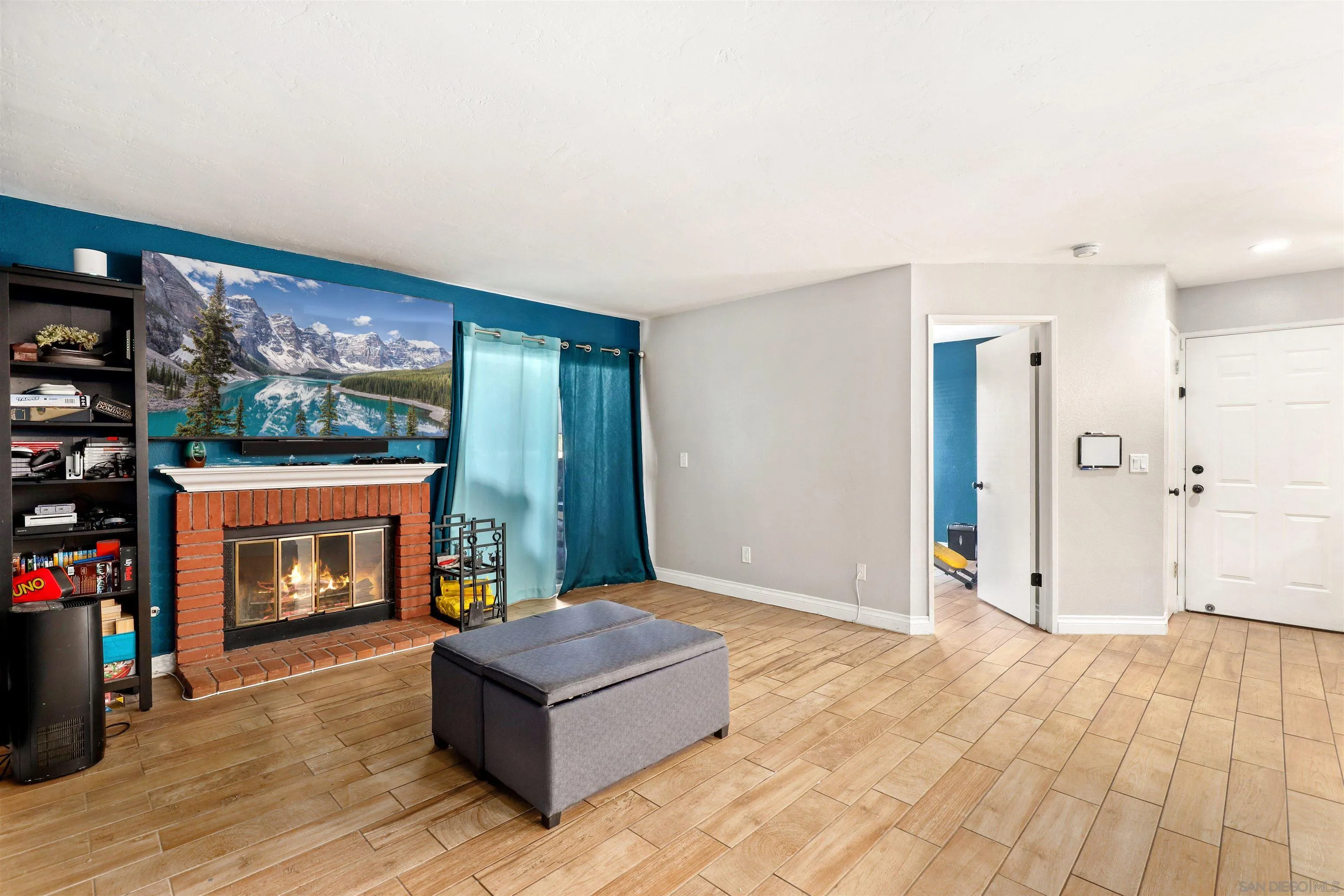 Photo #3: 240023629 Listing 