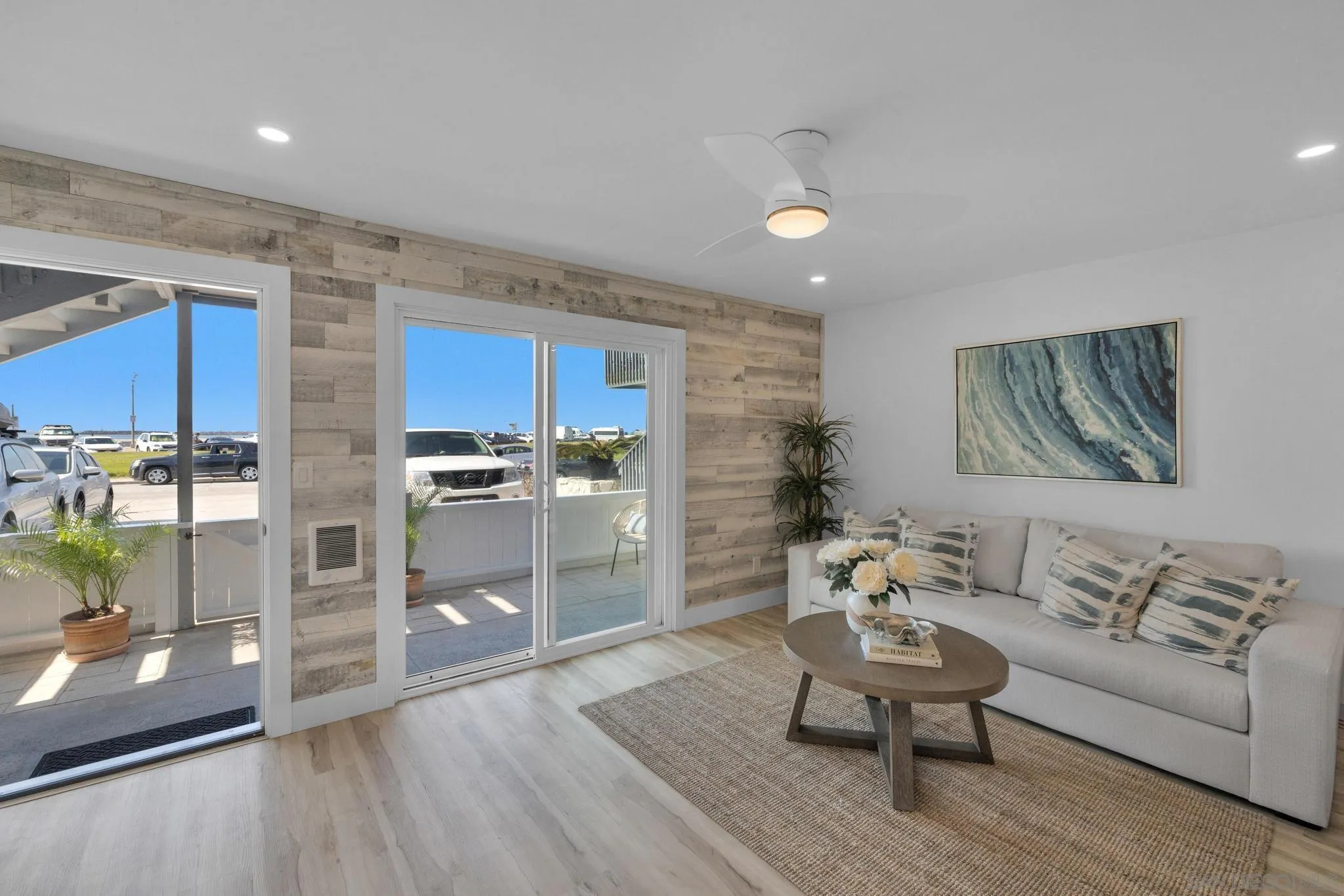 Photo #4: 240023704 Listing 