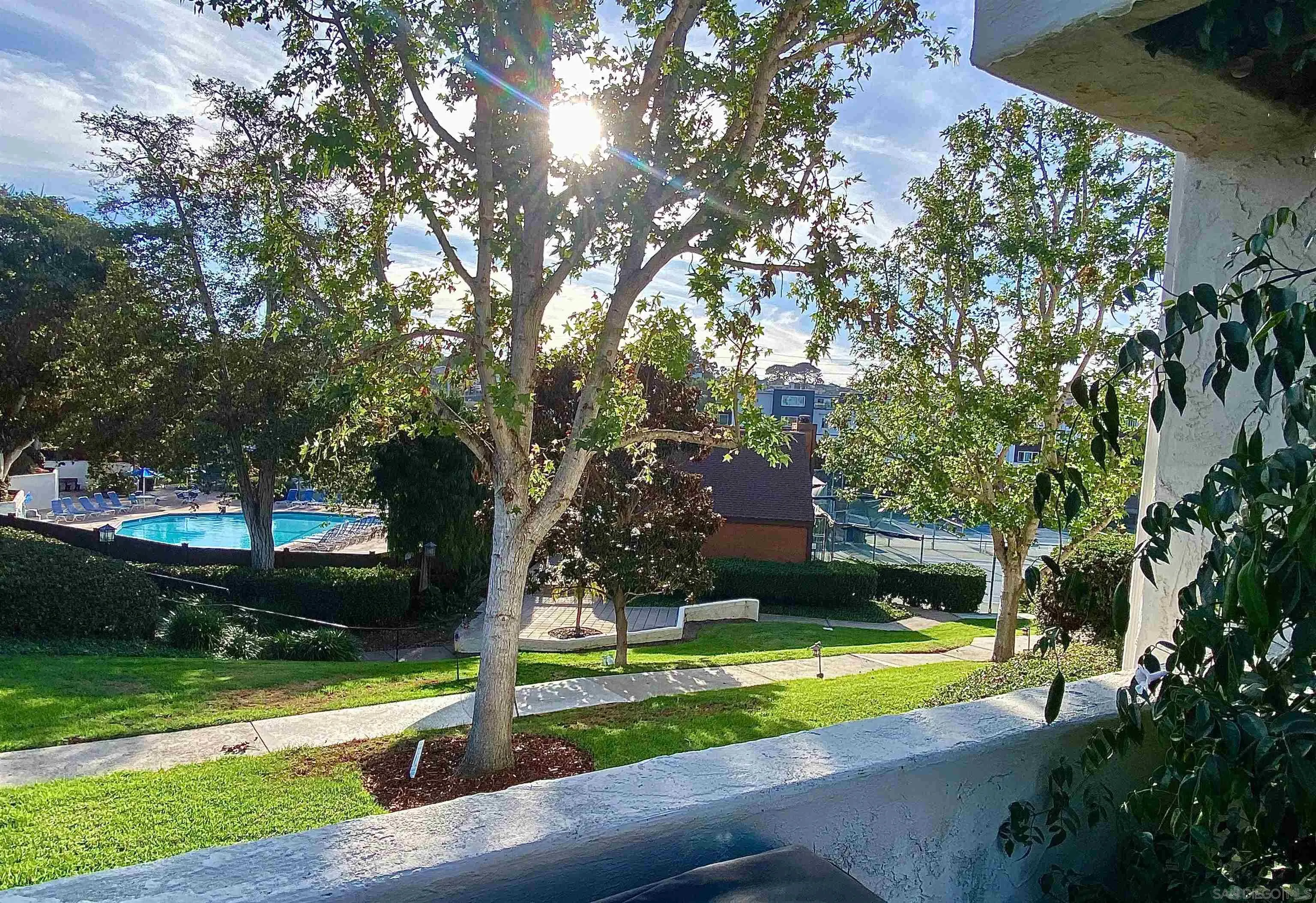 Photo #2: 240023744 Listing 
