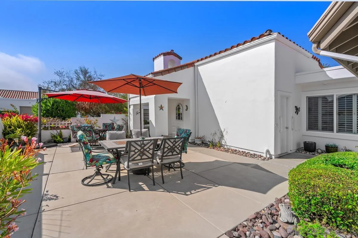 Photo #3: 240023769 Listing 