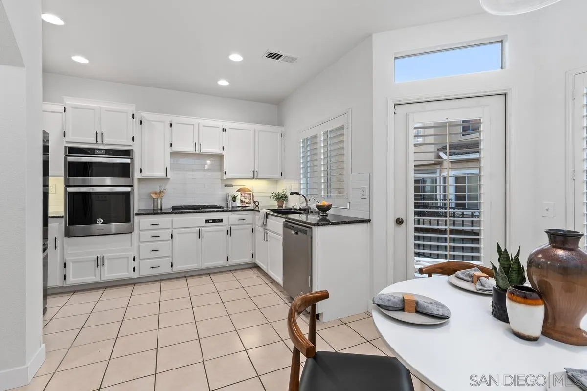 Photo #6: 240023872 Listing 