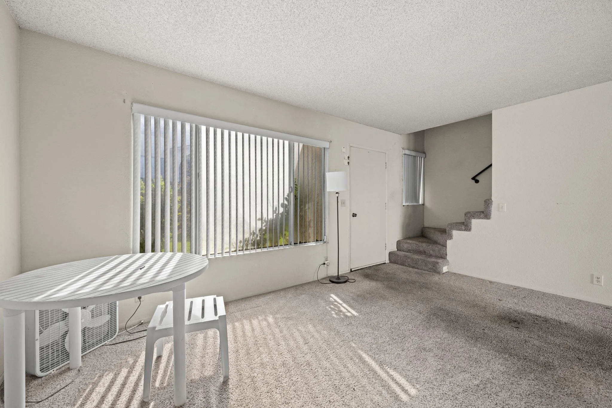 Photo #4: 240024019 Listing 