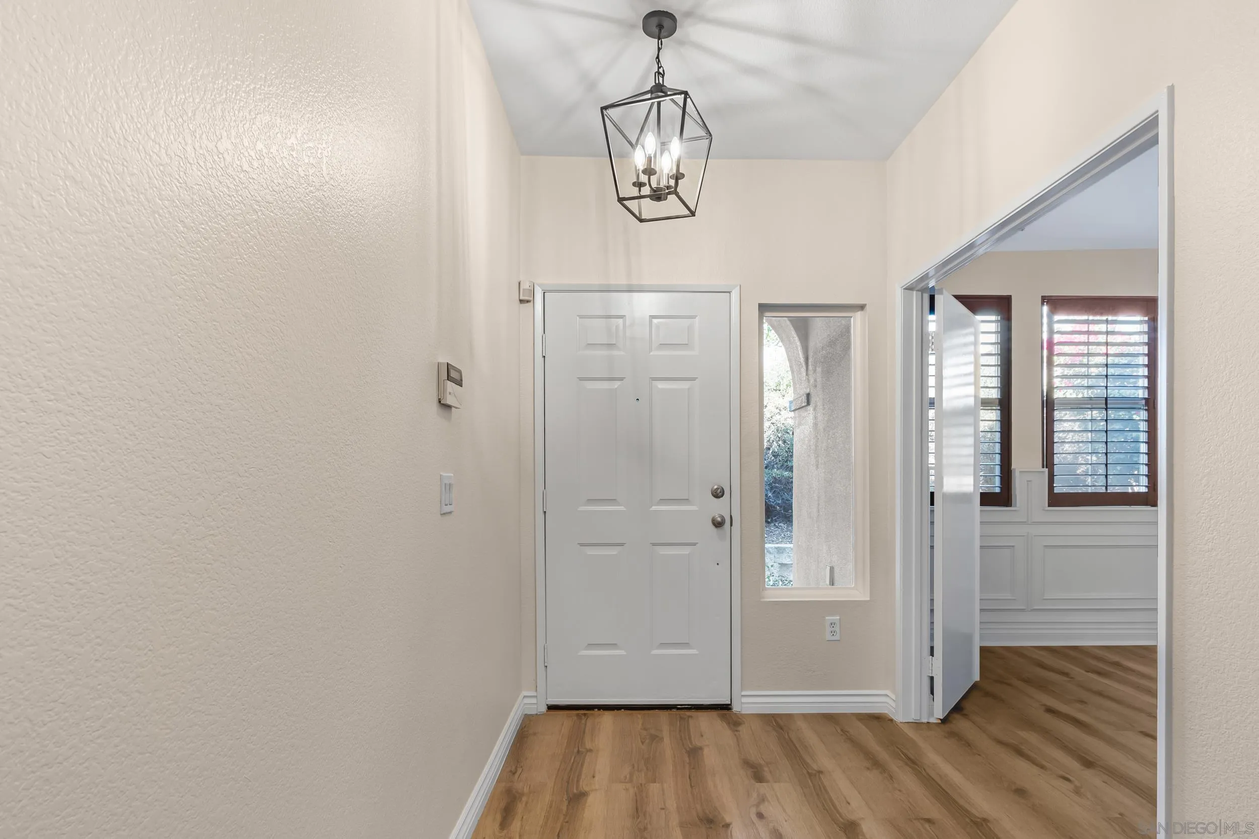 Photo #5: 240024193 Listing 