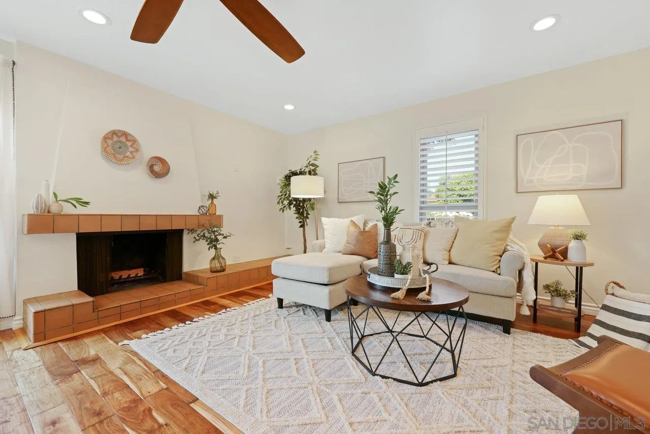 Photo #3: 240024228 Listing 